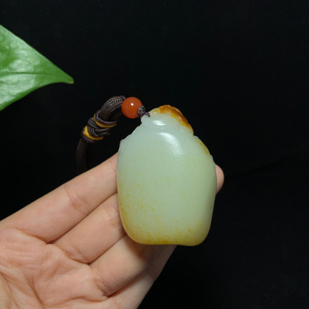 收藏级和田洒金皮籽料龙龟手把件（84.7g）