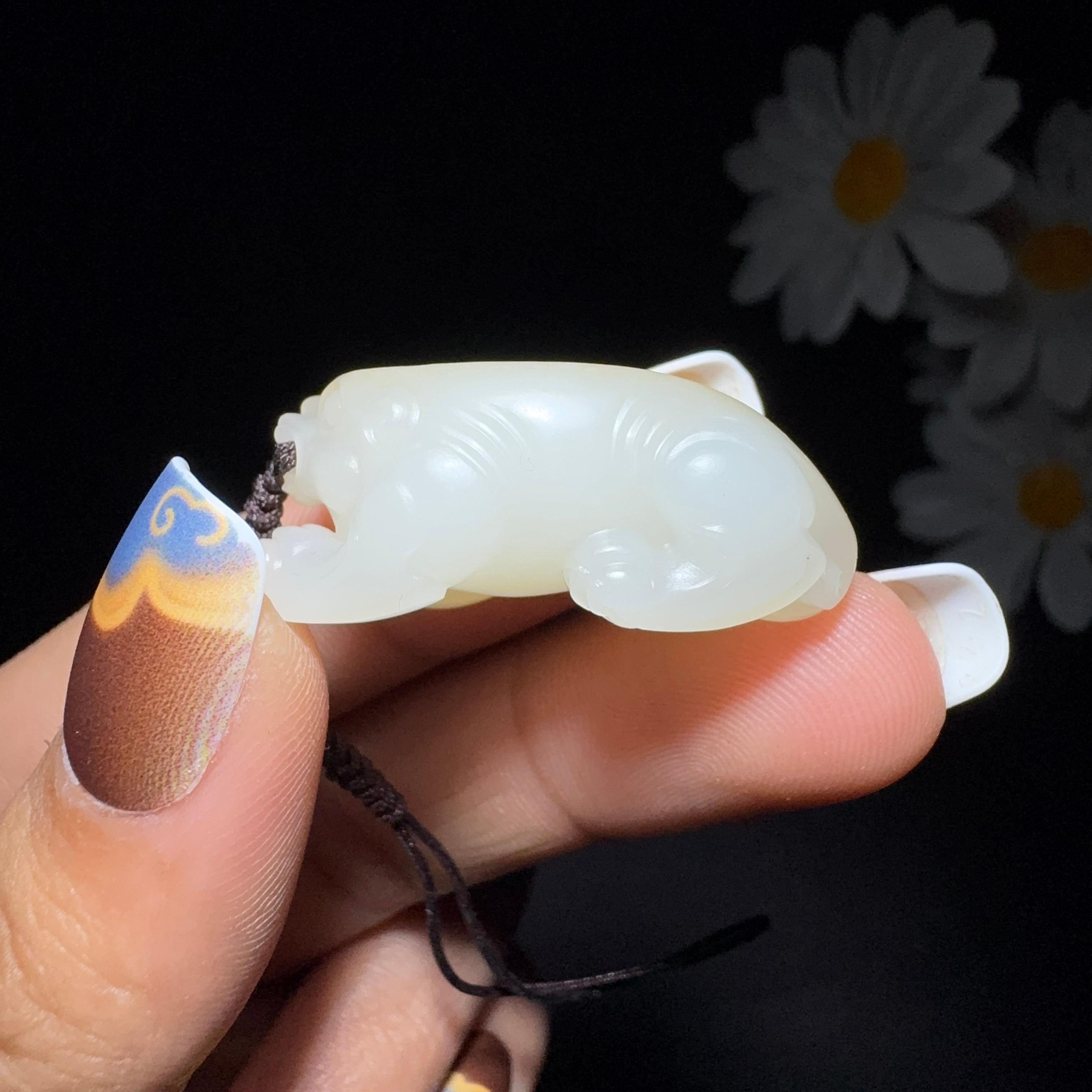 和田玉籽料挂件貔貅（11.2g）