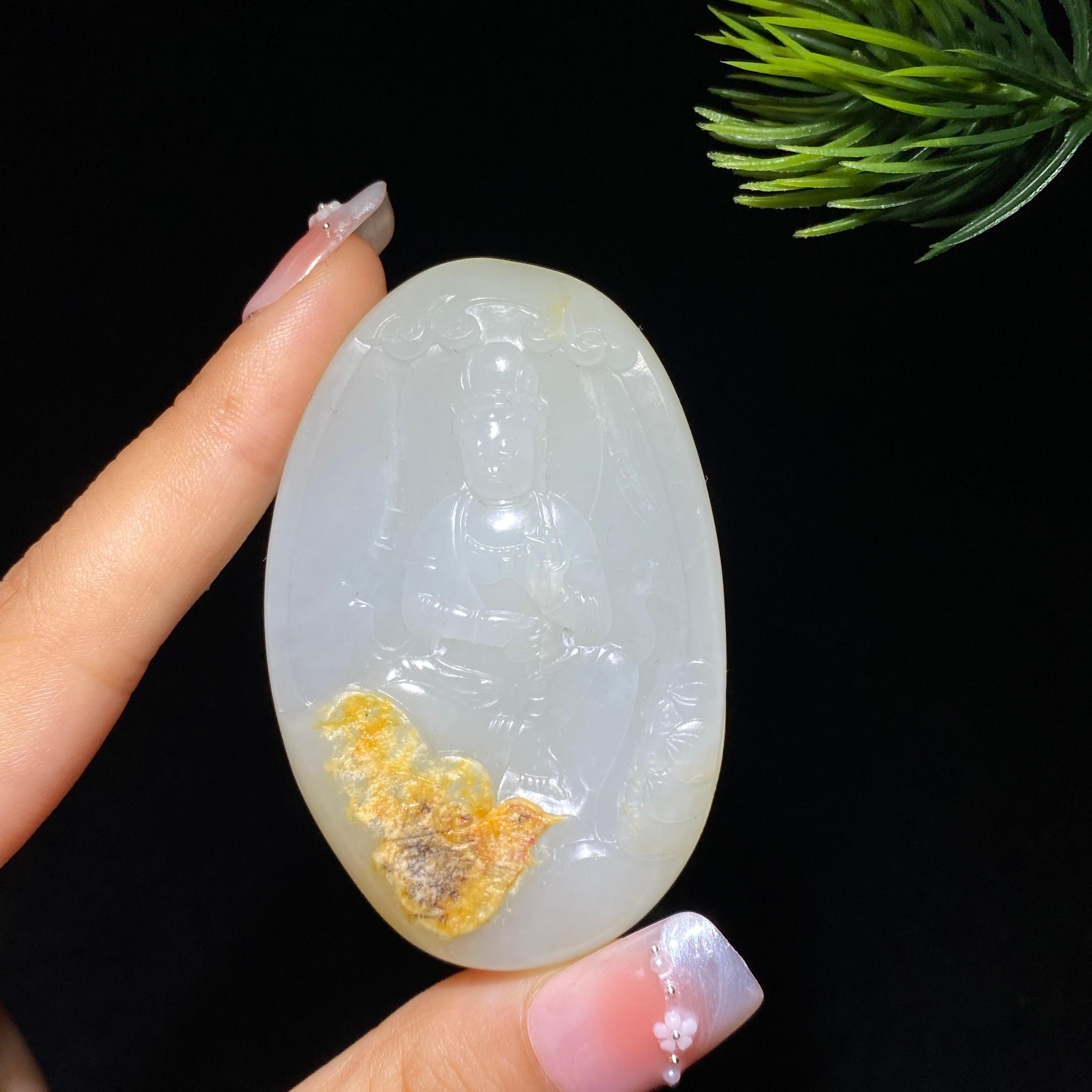 和田玉籽料观音（65.7g）