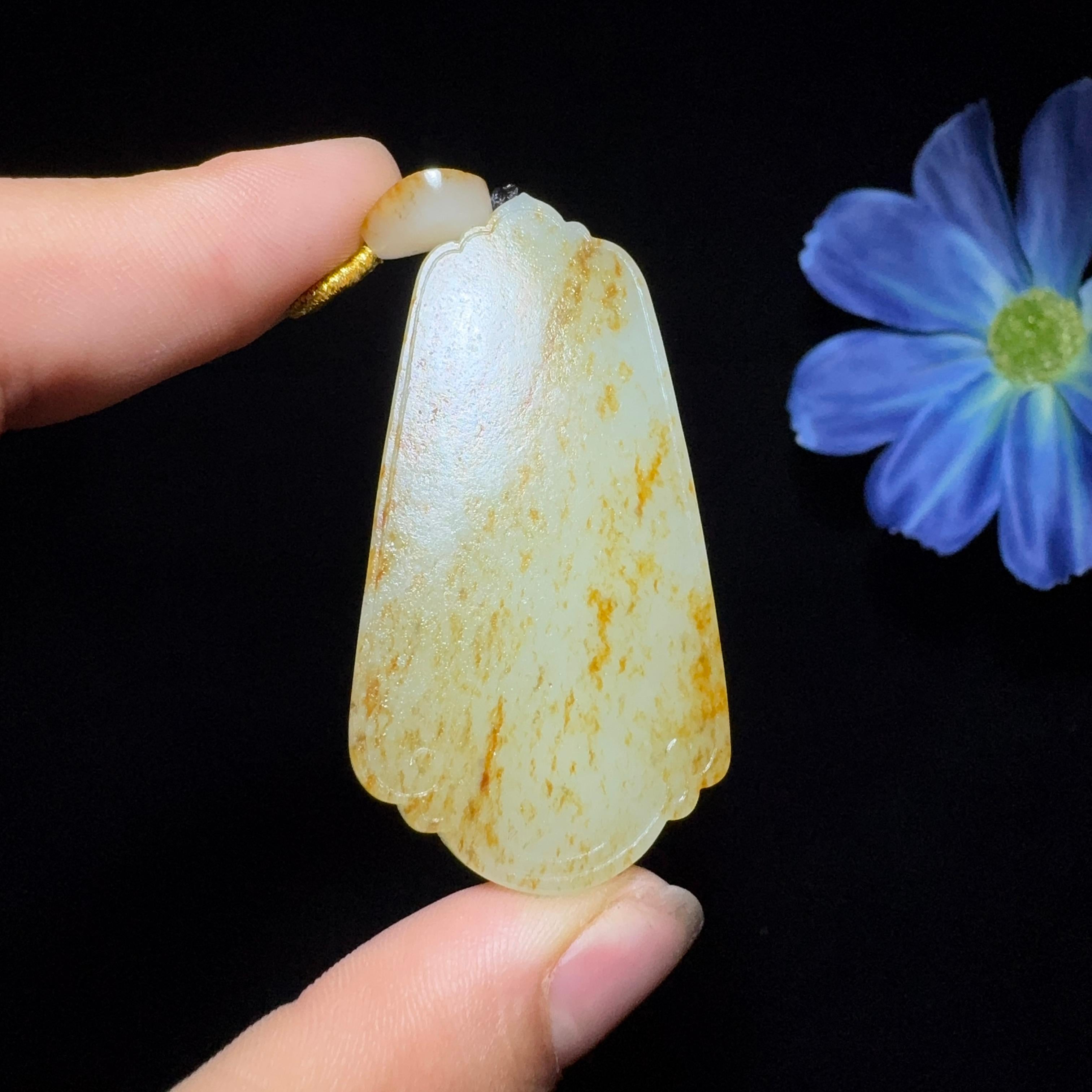 和田玉籽料平安无事牌（24.8g）