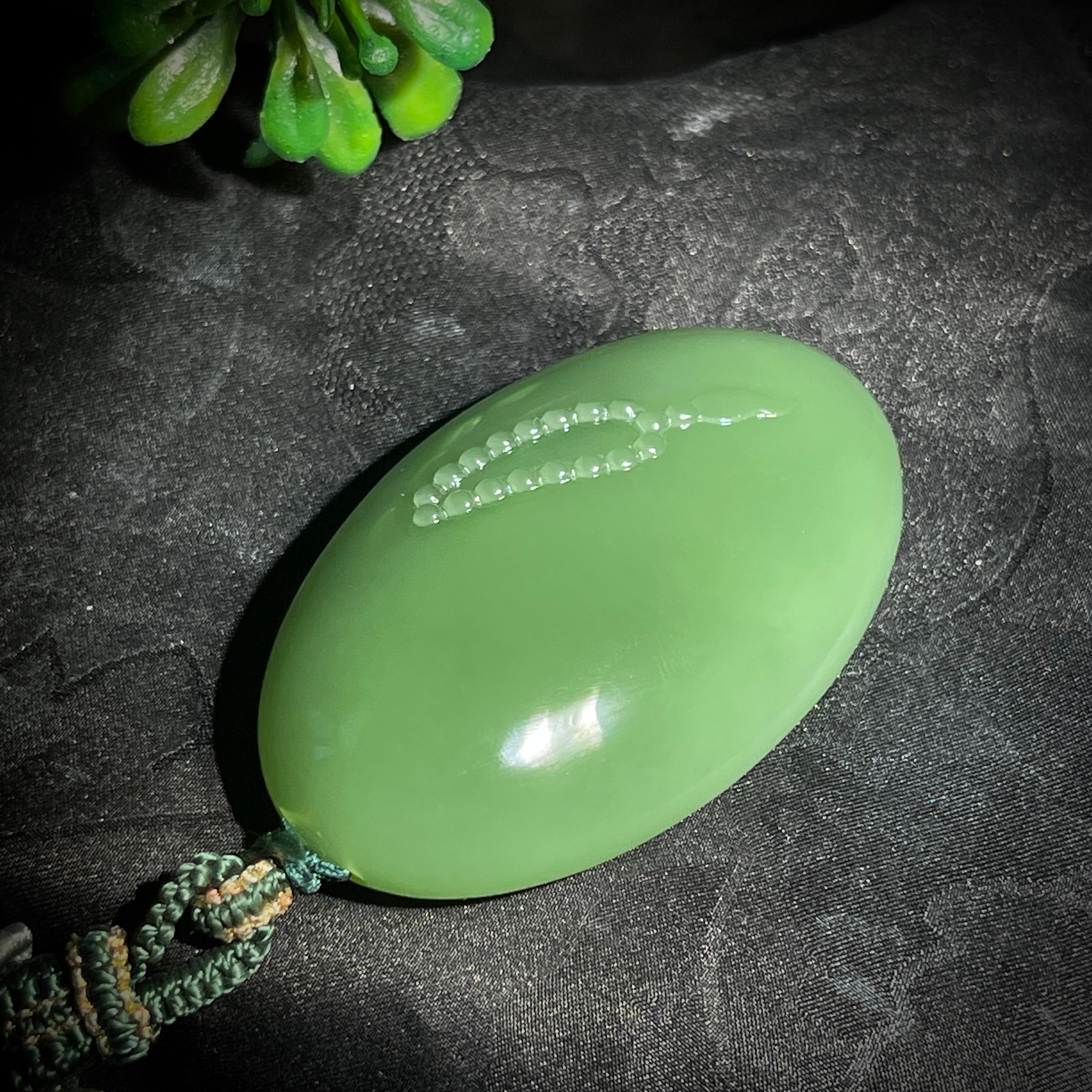 和田玉碧玉粉绿手持牌（45.5g）