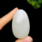 和田玉籽料无事牌（37.9g）
