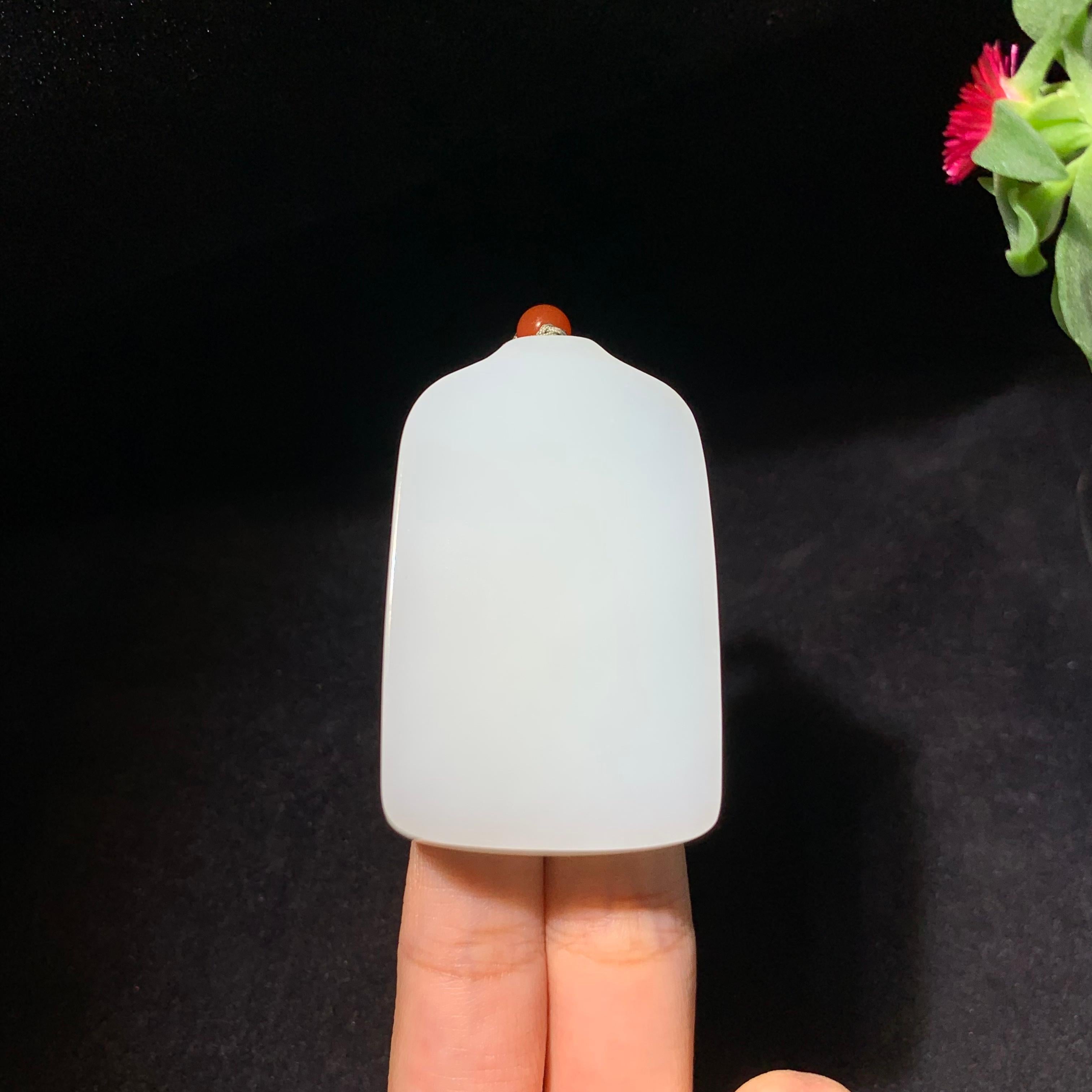高品质和田羊脂白玉无事牌（52.6g）