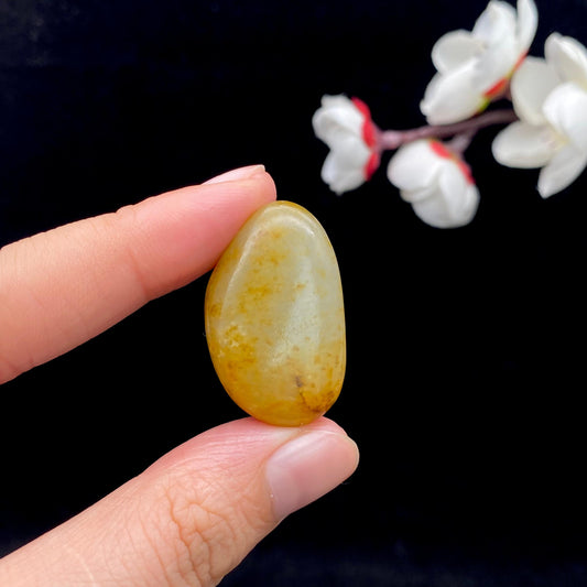 和田玉聚黄皮籽料原石（10.3g）