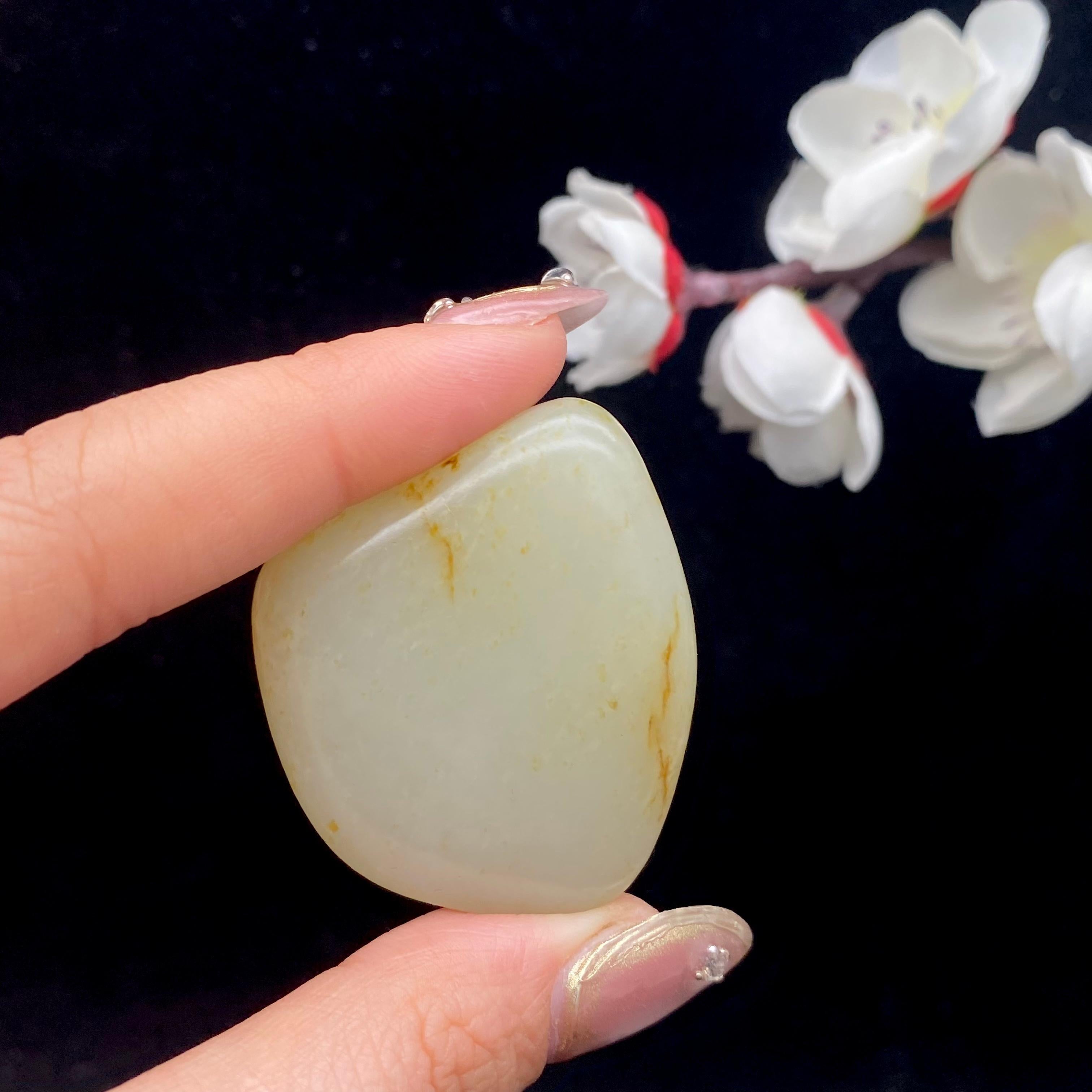 和田玉洒金皮籽料原石（30.4g）