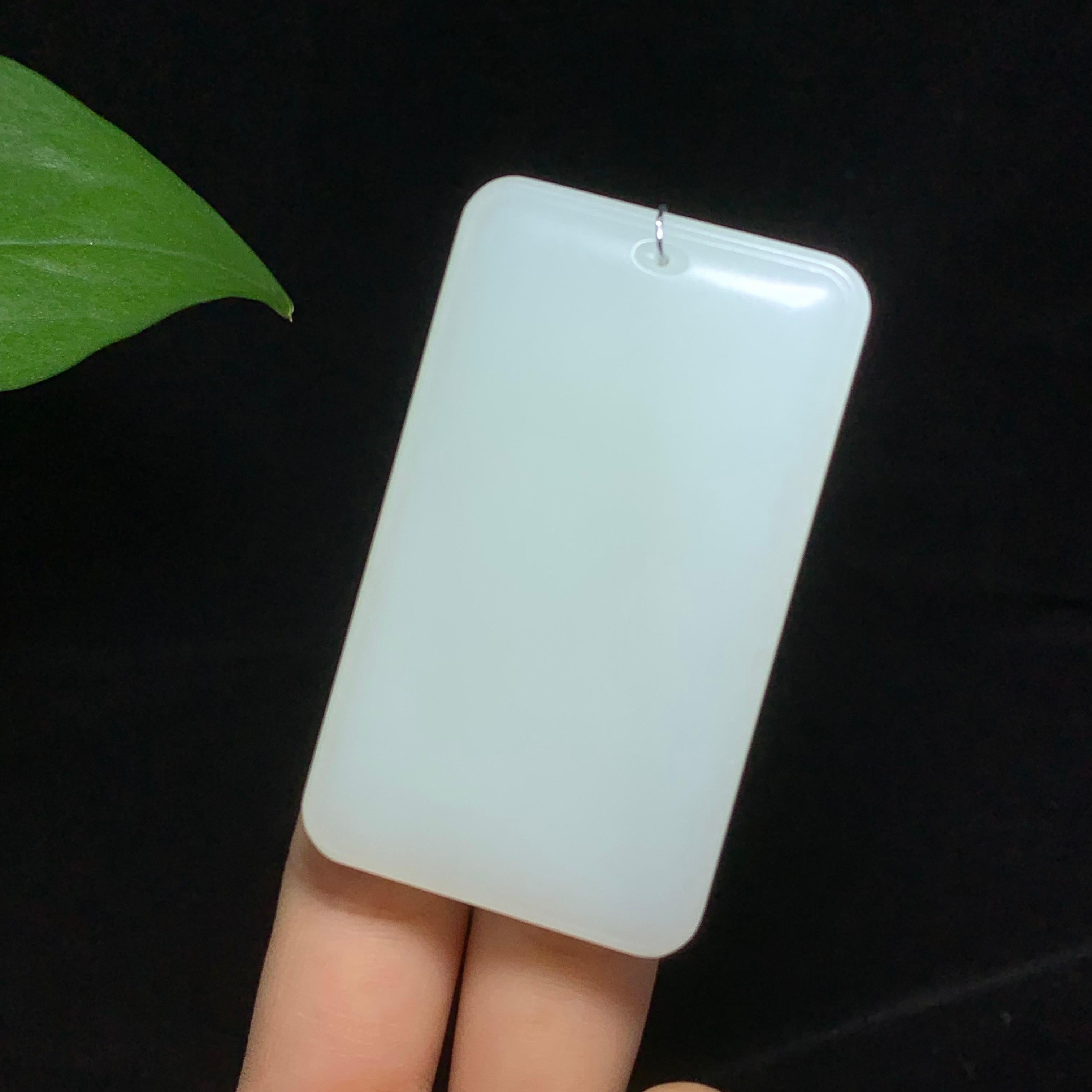 收藏级和田山料羊脂白玉无事牌挂件（61.4g）