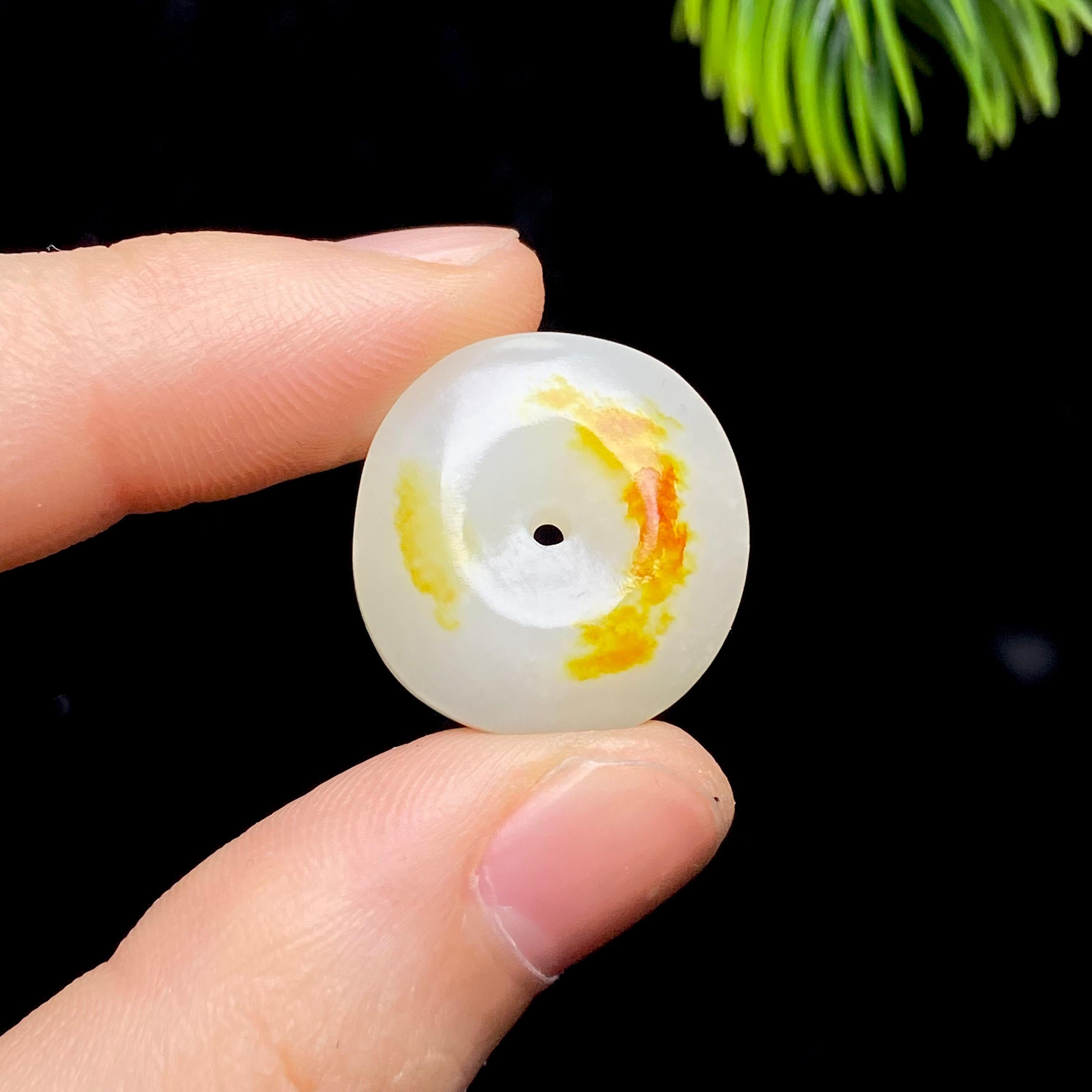 和田玉籽料玉琮（5.4g）