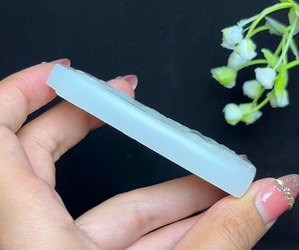 和田玉羊脂白玉大牌观音（83.8g）