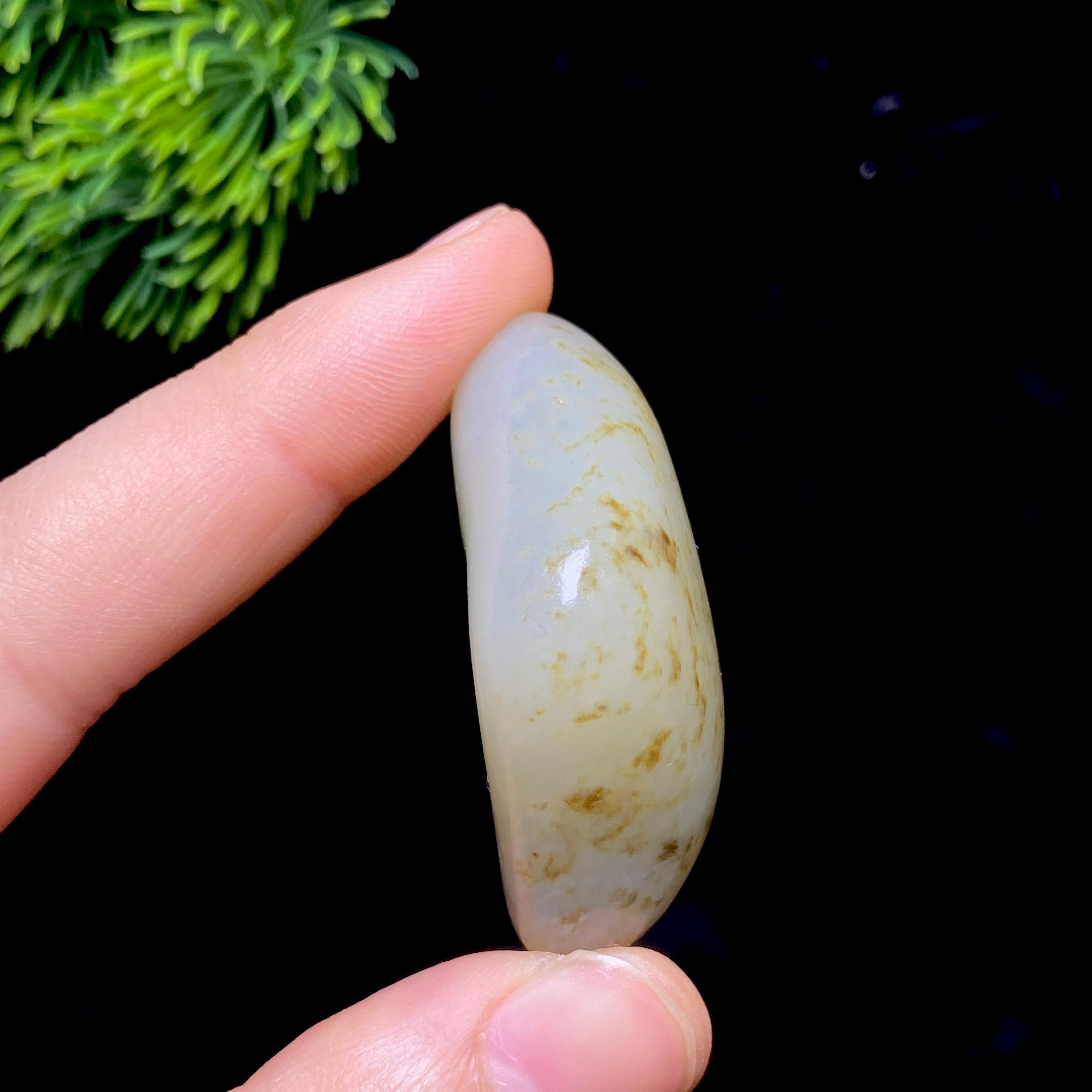 和田玉秋梨皮籽料（27.09g）