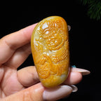 和田玉籽料满黄沁皮钟馗（61.0g）