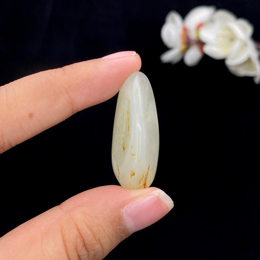 和田玉洒金皮籽料吊坠籽（12.9g）
