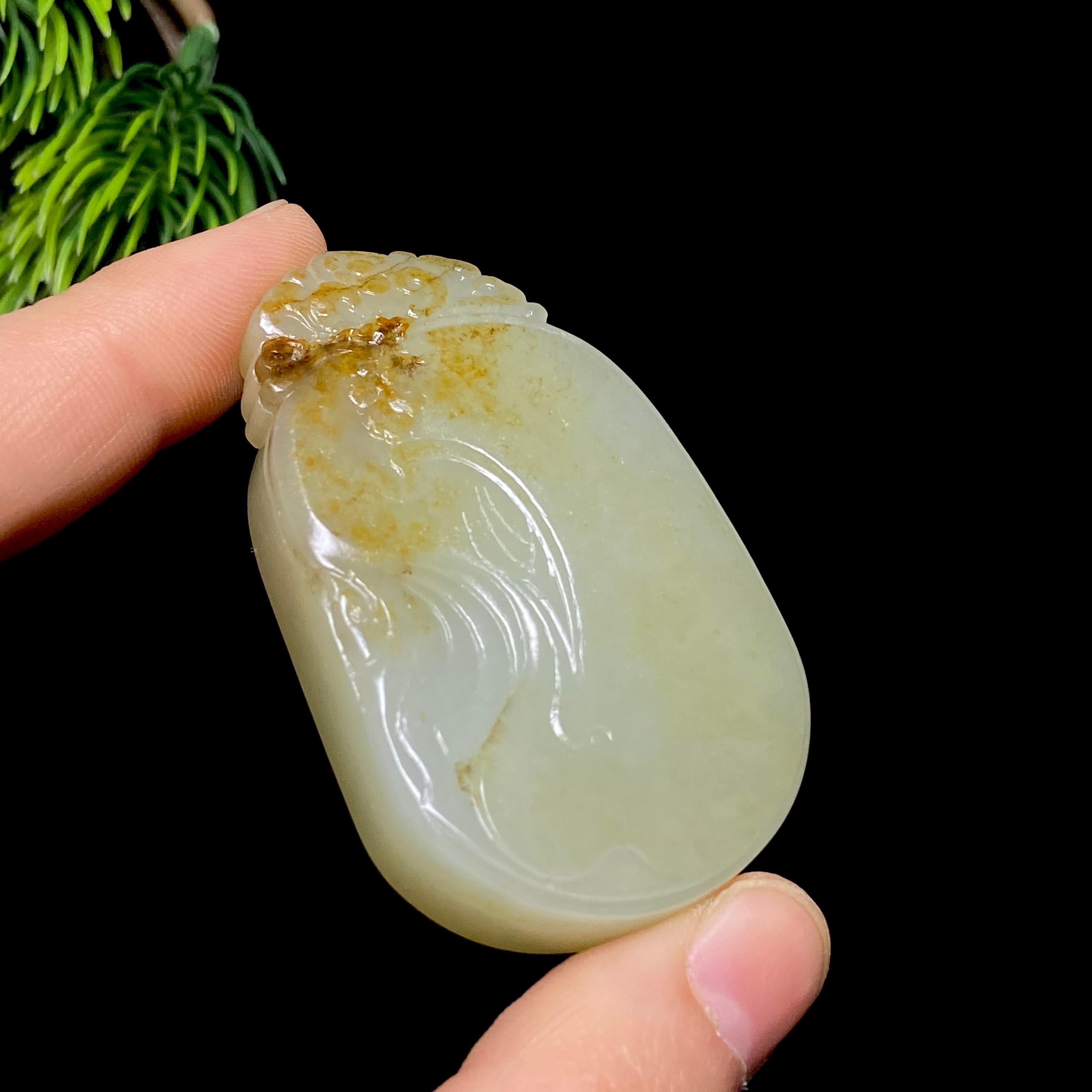 和田玉籽料无事牌（57.9g）