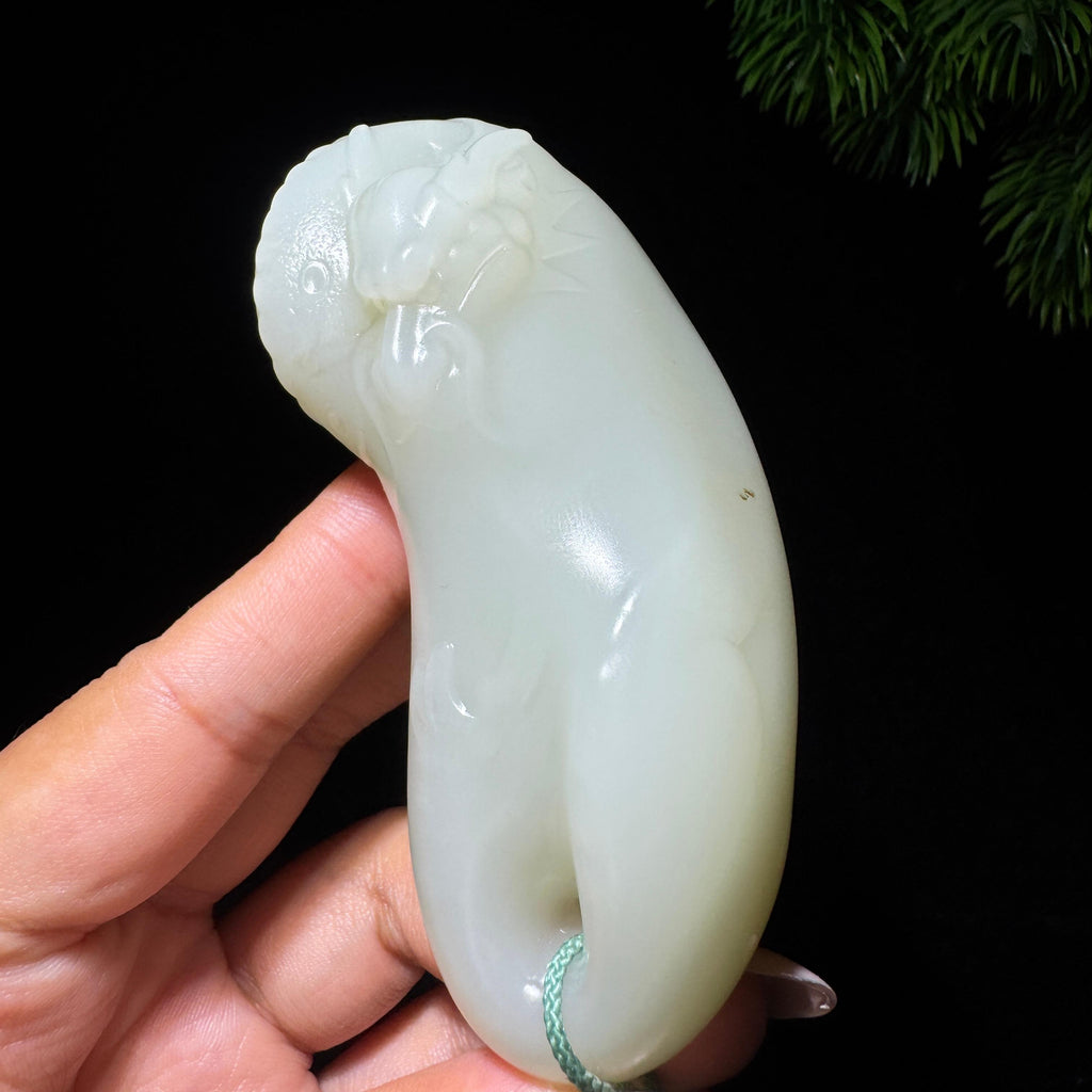 和田玉籽料白玉螭龙把件（167.5g）
