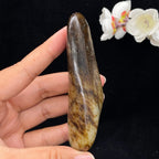 和田玉秋梨皮籽料手把件（157.3g）