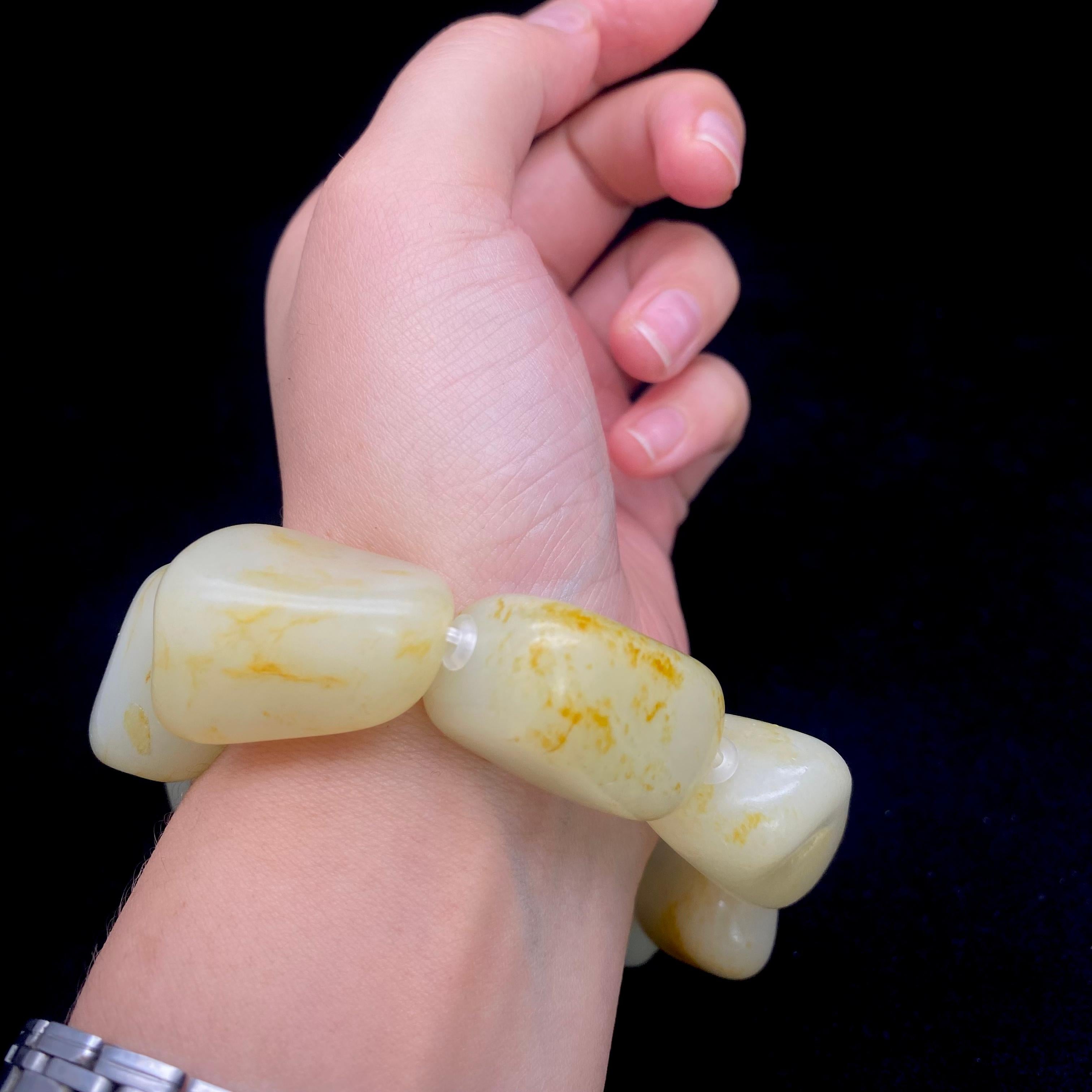和田玉洒金皮【精品手串】（156.3g）