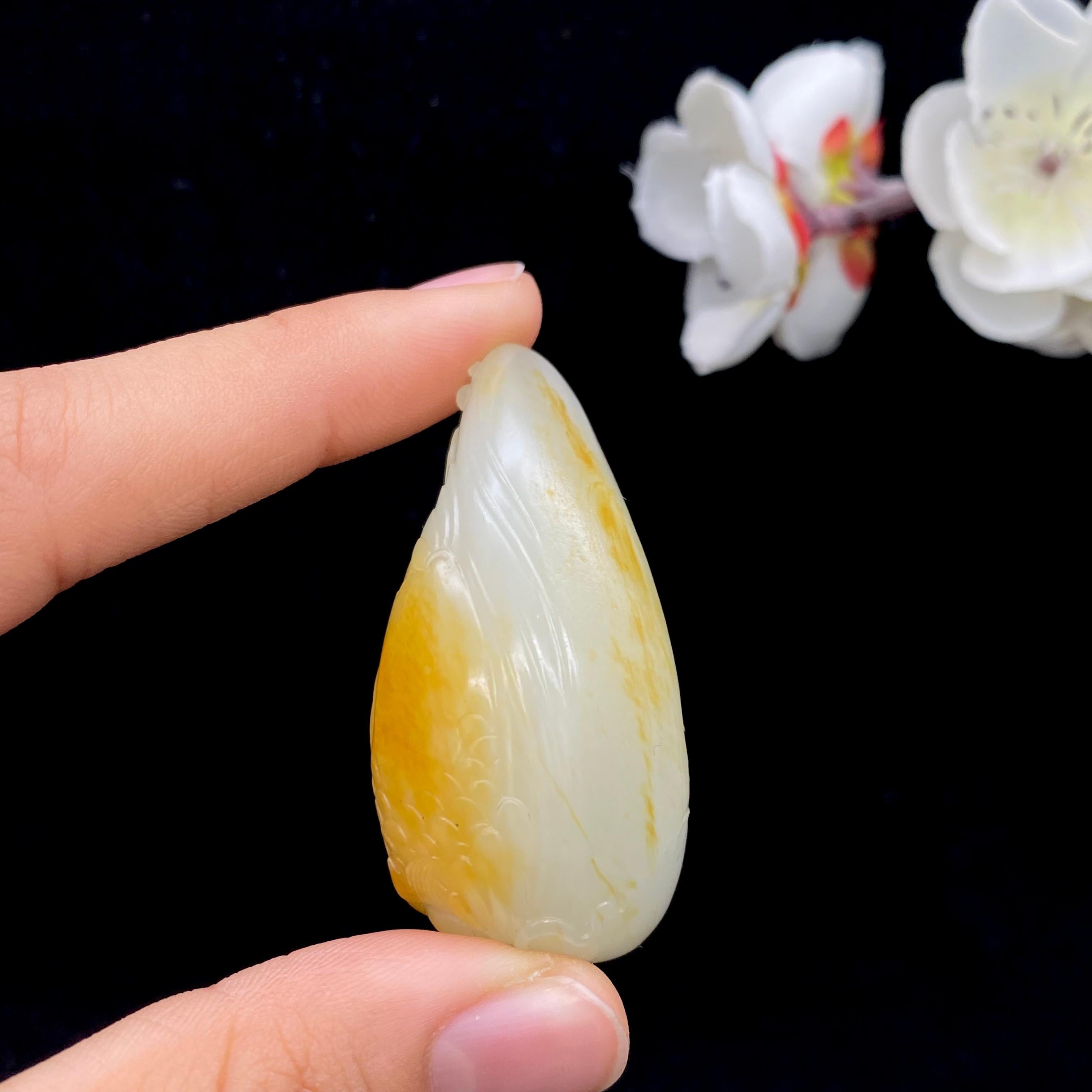 和田玉籽料【嗤吻】挂件（53.5g）