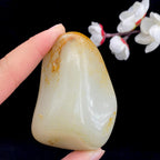 和田玉洒金皮籽料手把件（129.3g）