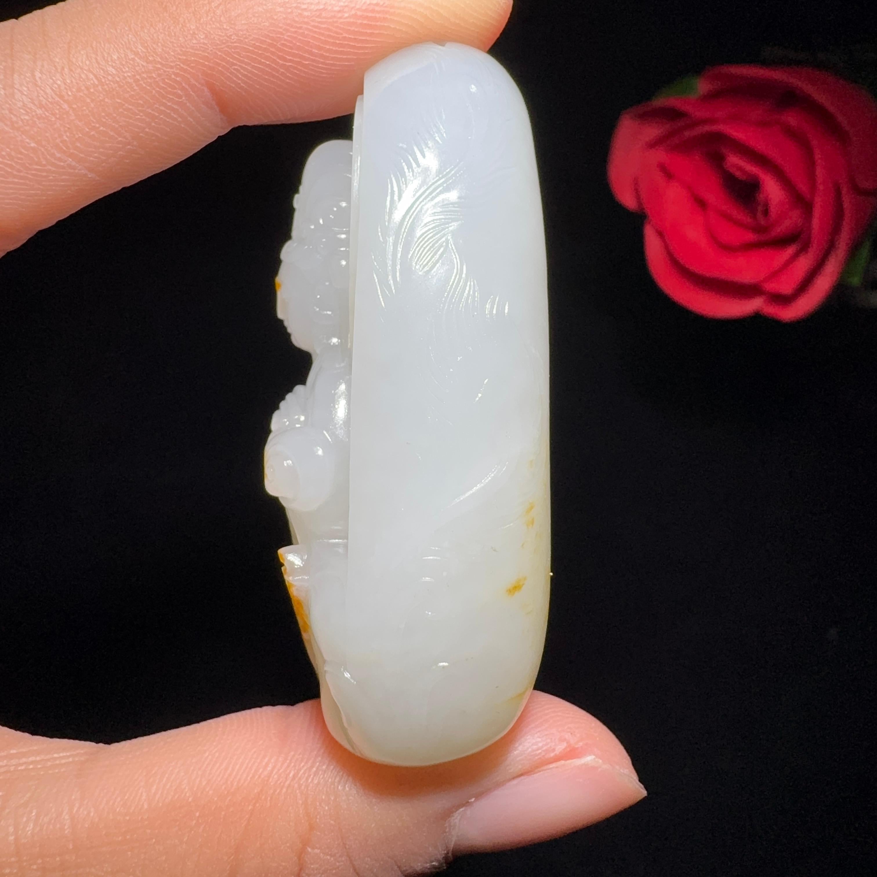 和田玉籽料羊脂白玉观音（85.1g）