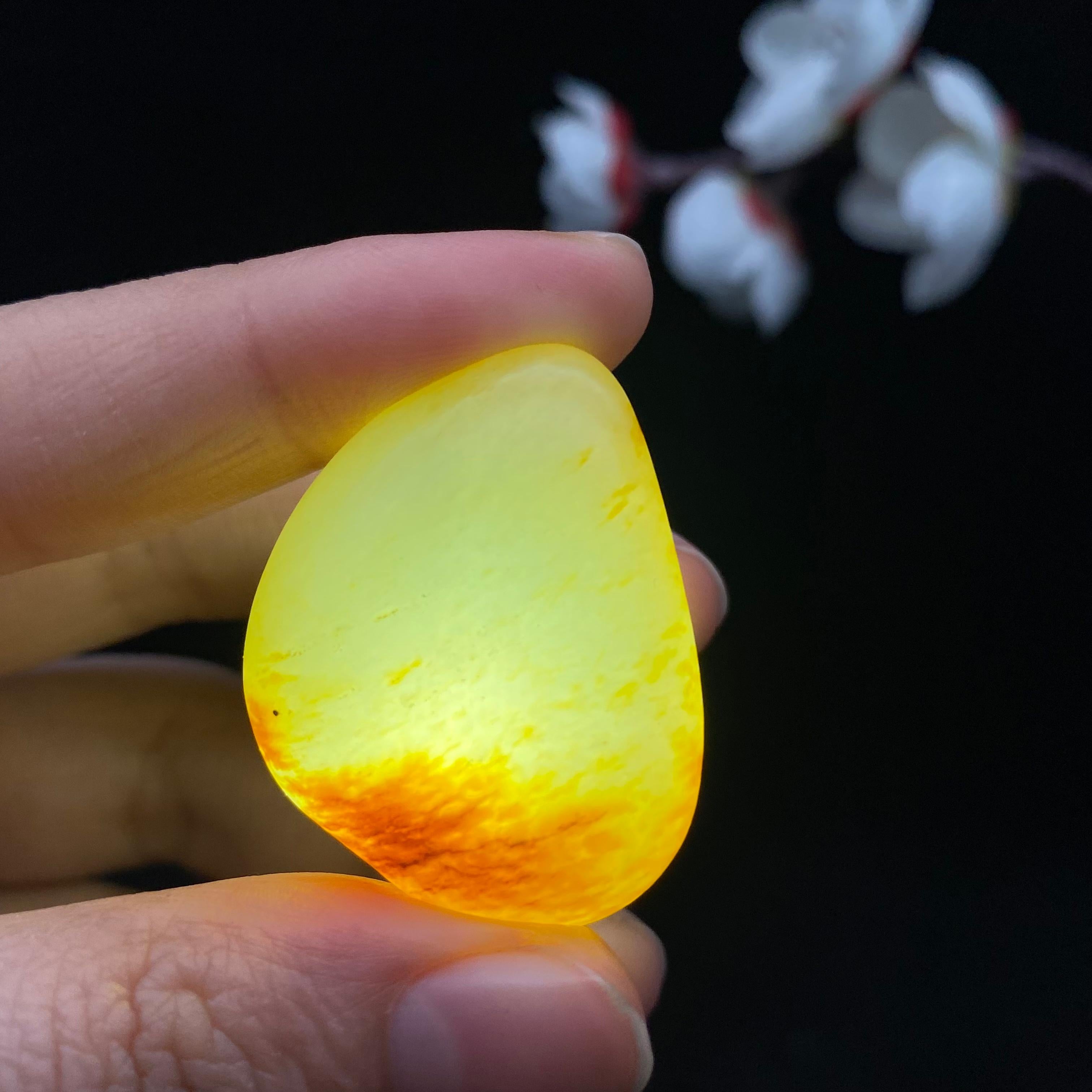 和田玉洒金皮籽料挂件（18.3g）