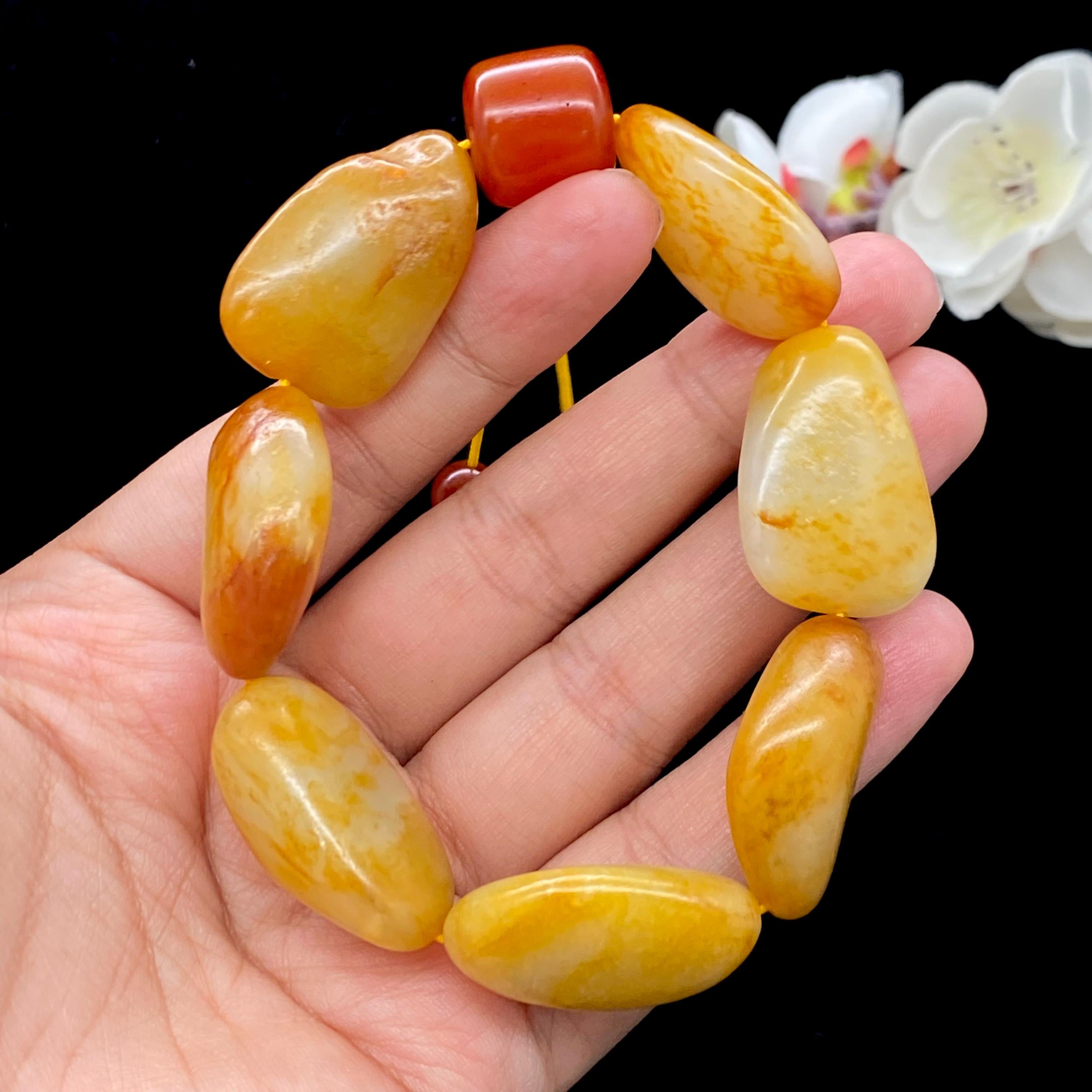 和田玉洒金皮籽料【精品手串】（70.4g）