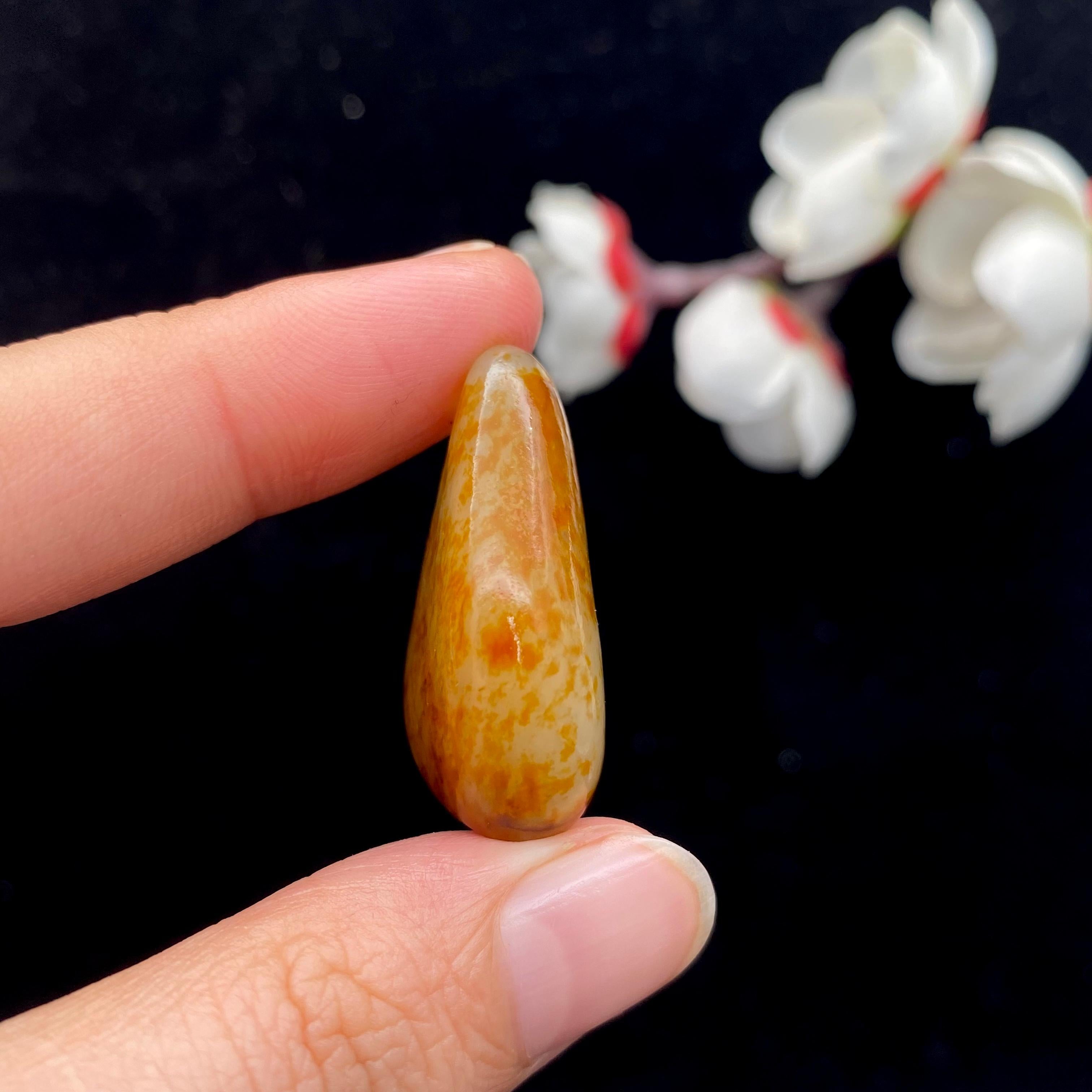 和田玉洒金皮籽料（12.1g）