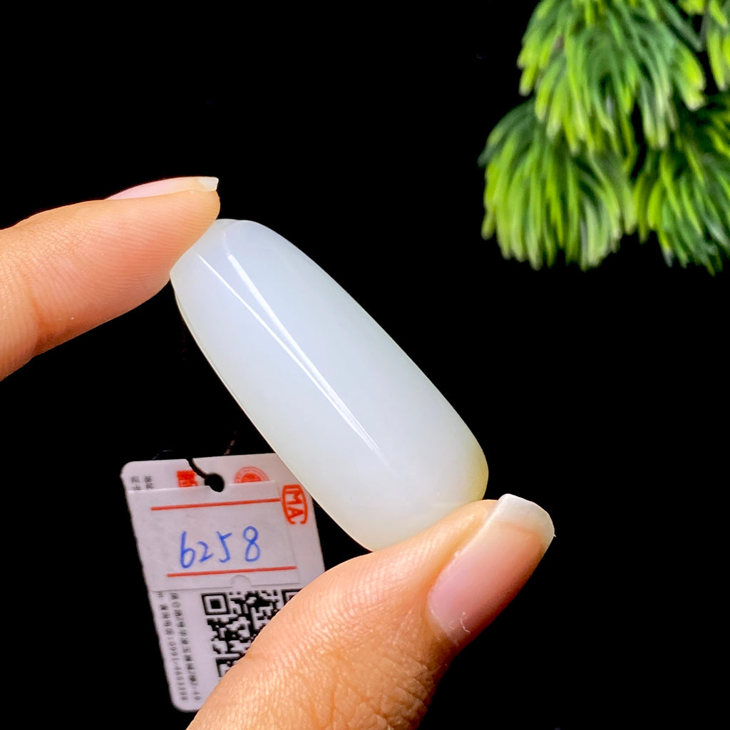 和田玉糖白无事牌（20.1g）