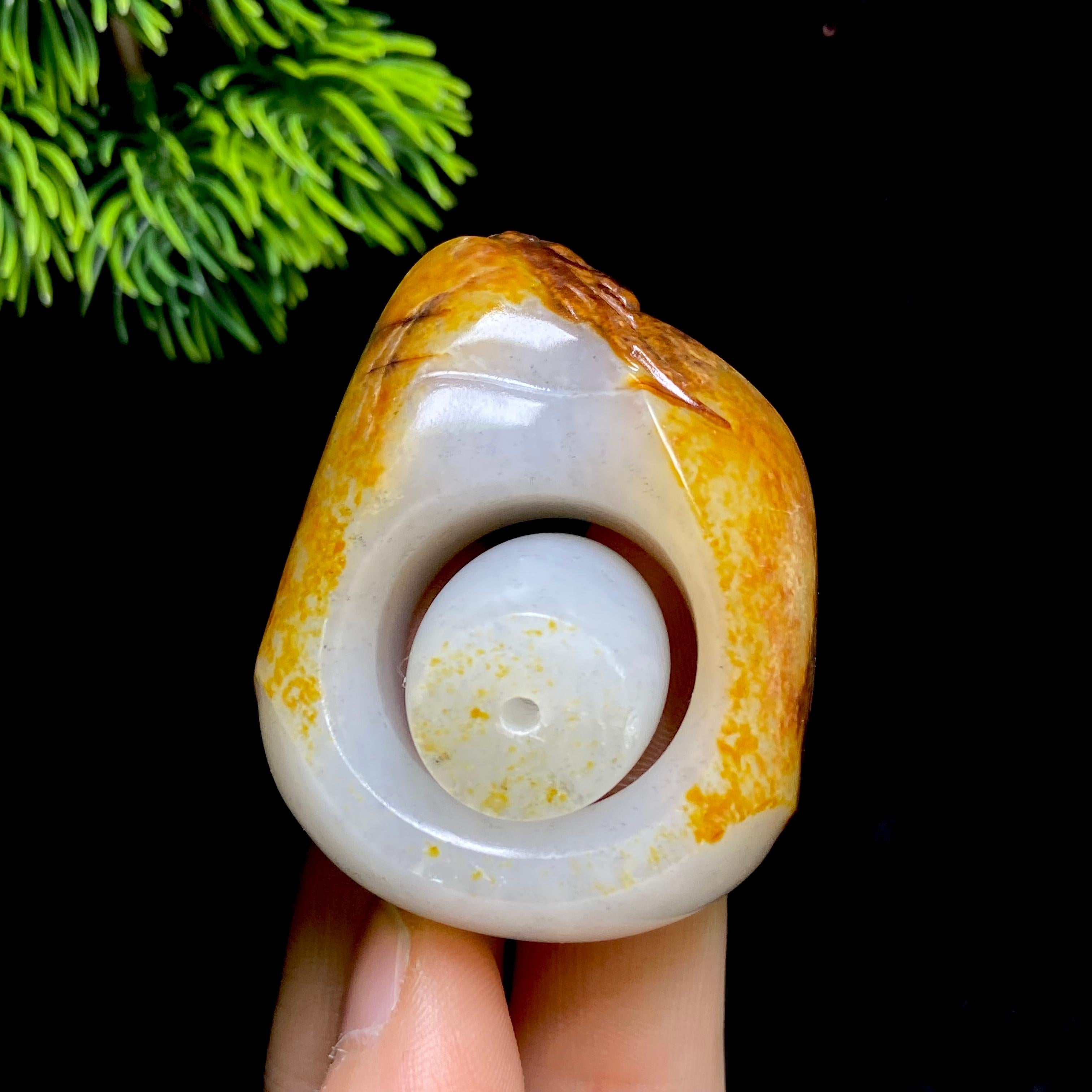 和田玉籽料扳指（71.1g）