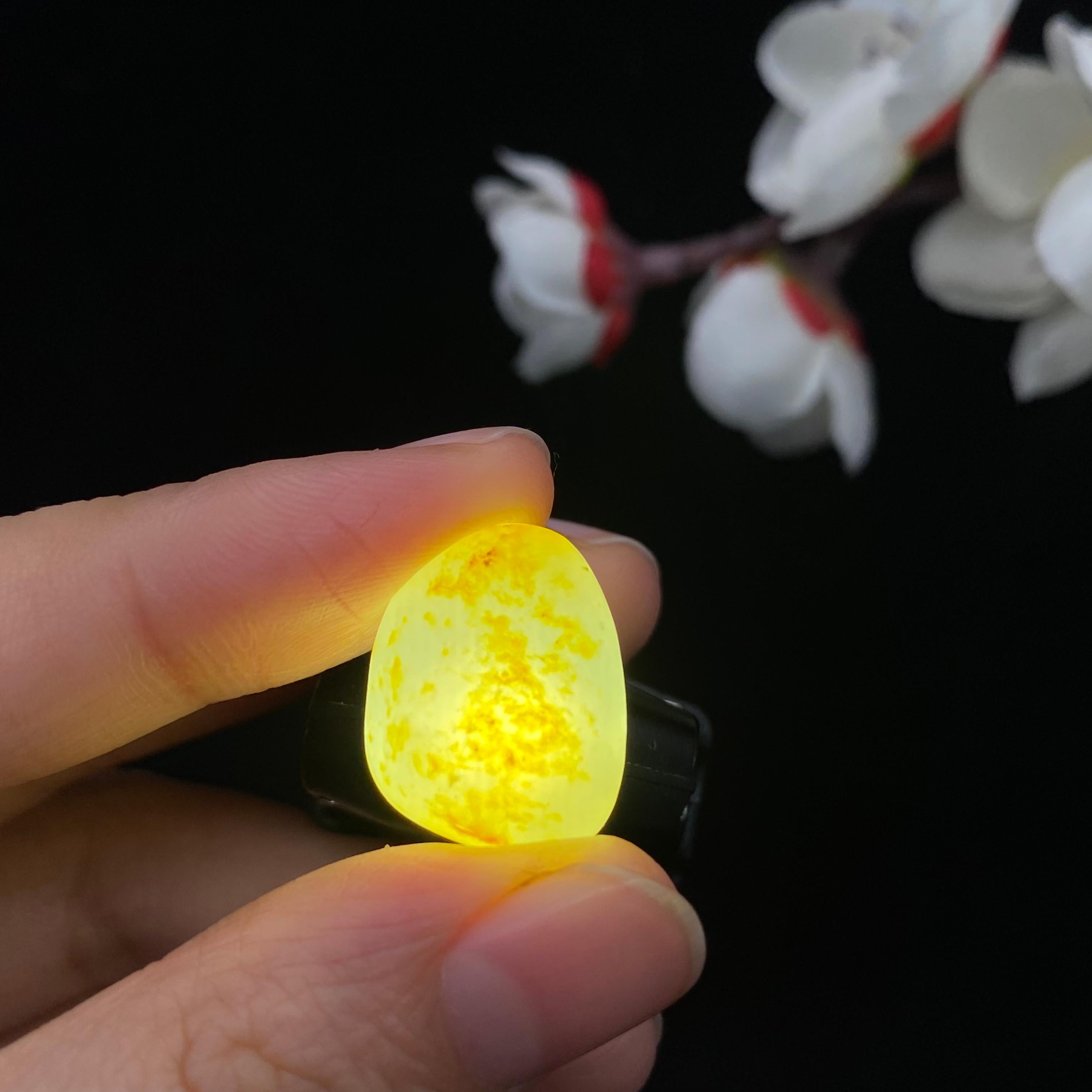 和田玉洒金皮籽料戒面籽（3.6g）