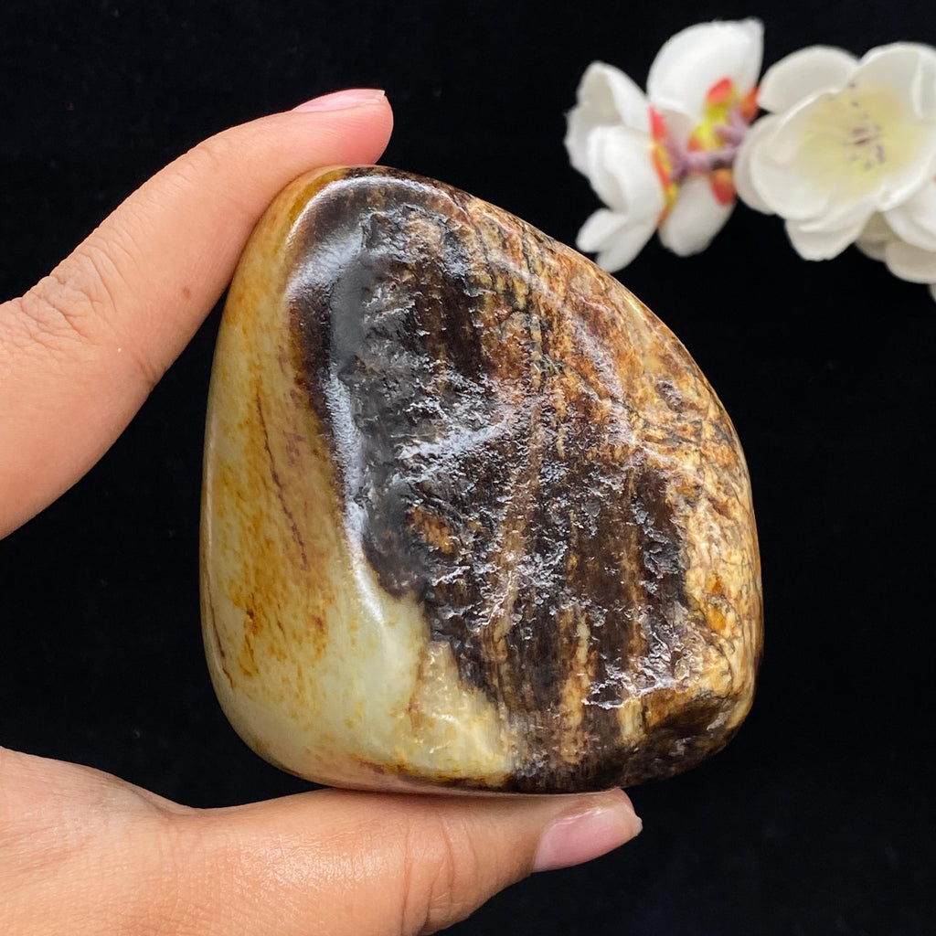 和田玉聚黑皮籽料（348.7g）