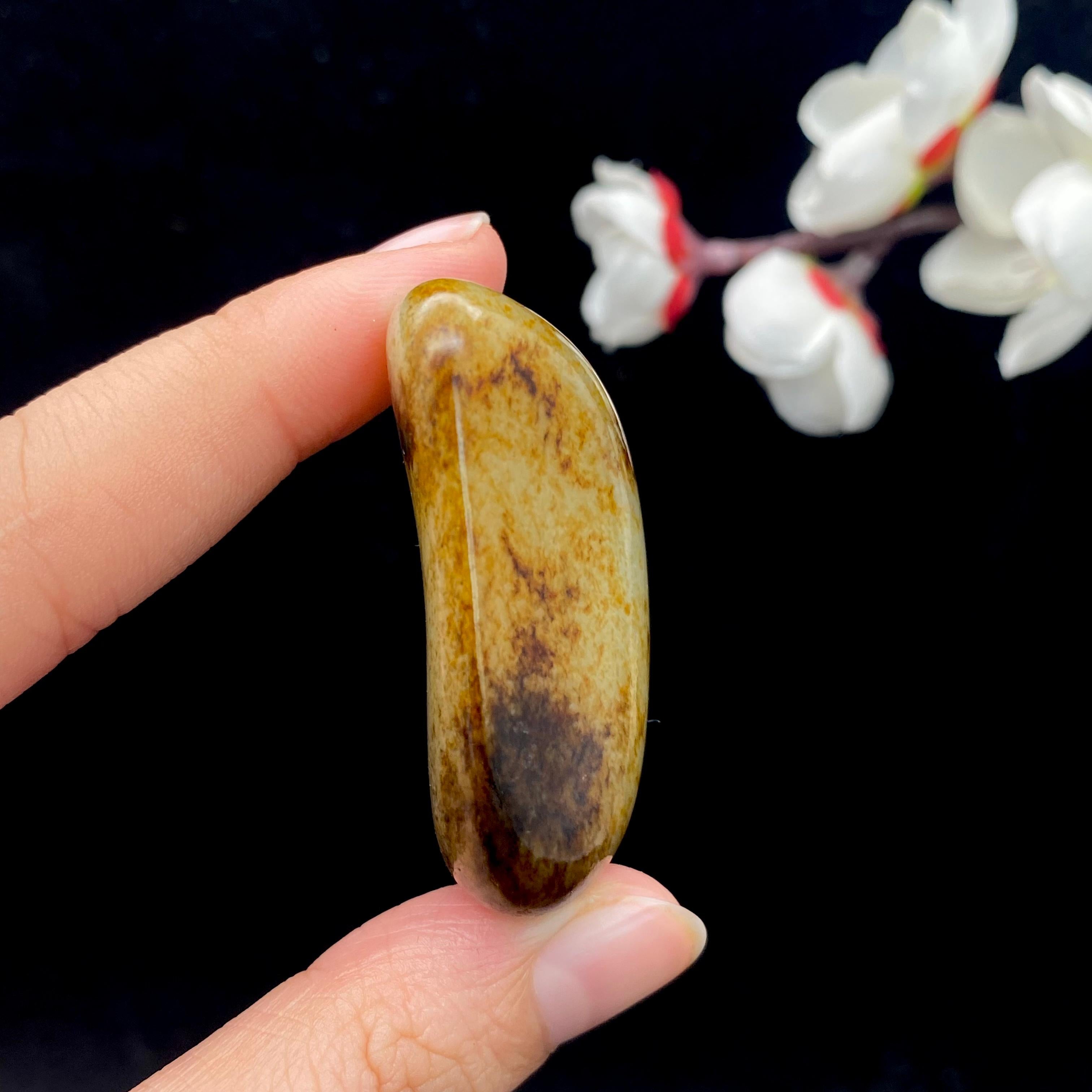 和田玉洒金皮籽料原石（46.5g）