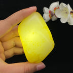 和田玉洒金皮籽料手把件（128.3g）