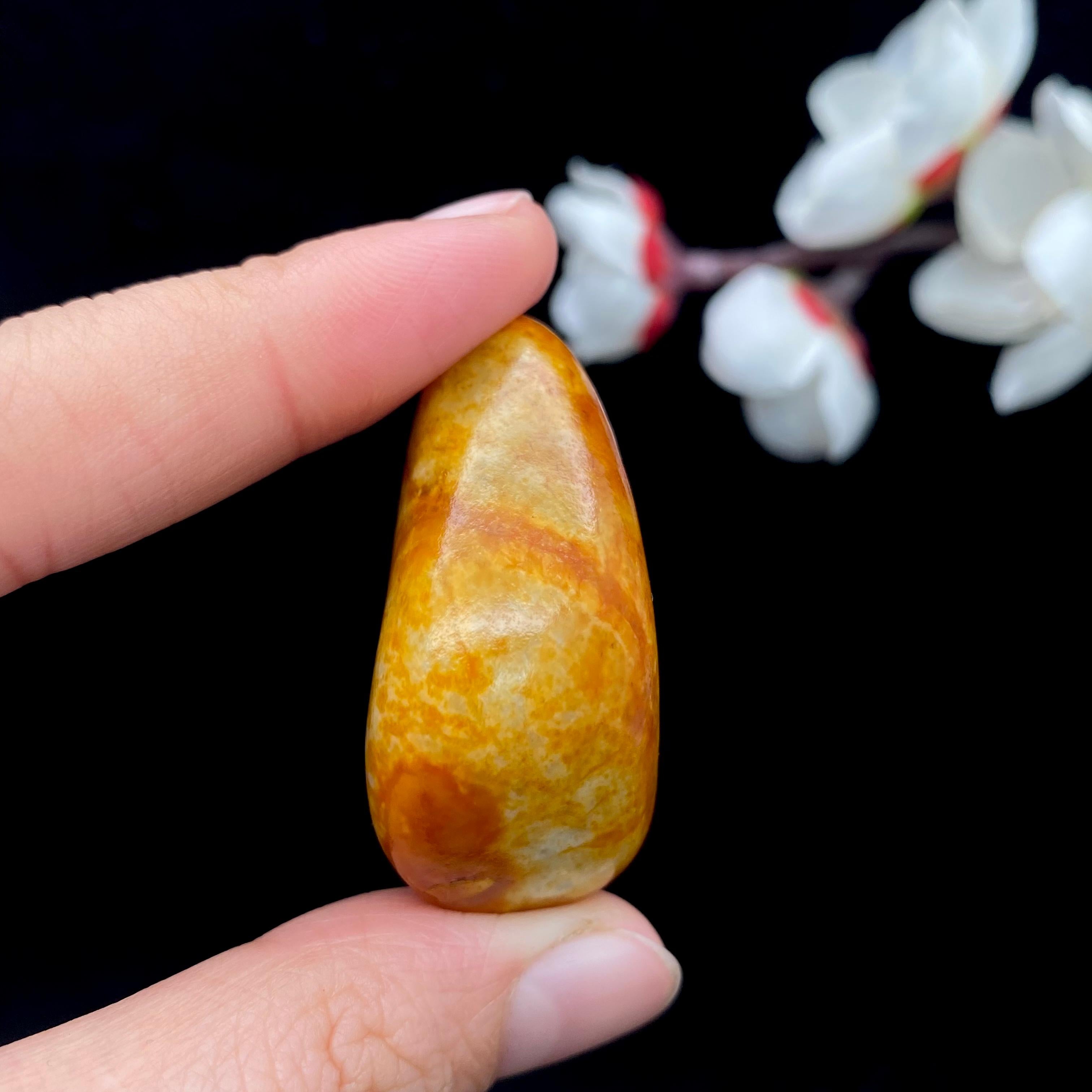 和田玉红沁皮籽料原石（28.3g）