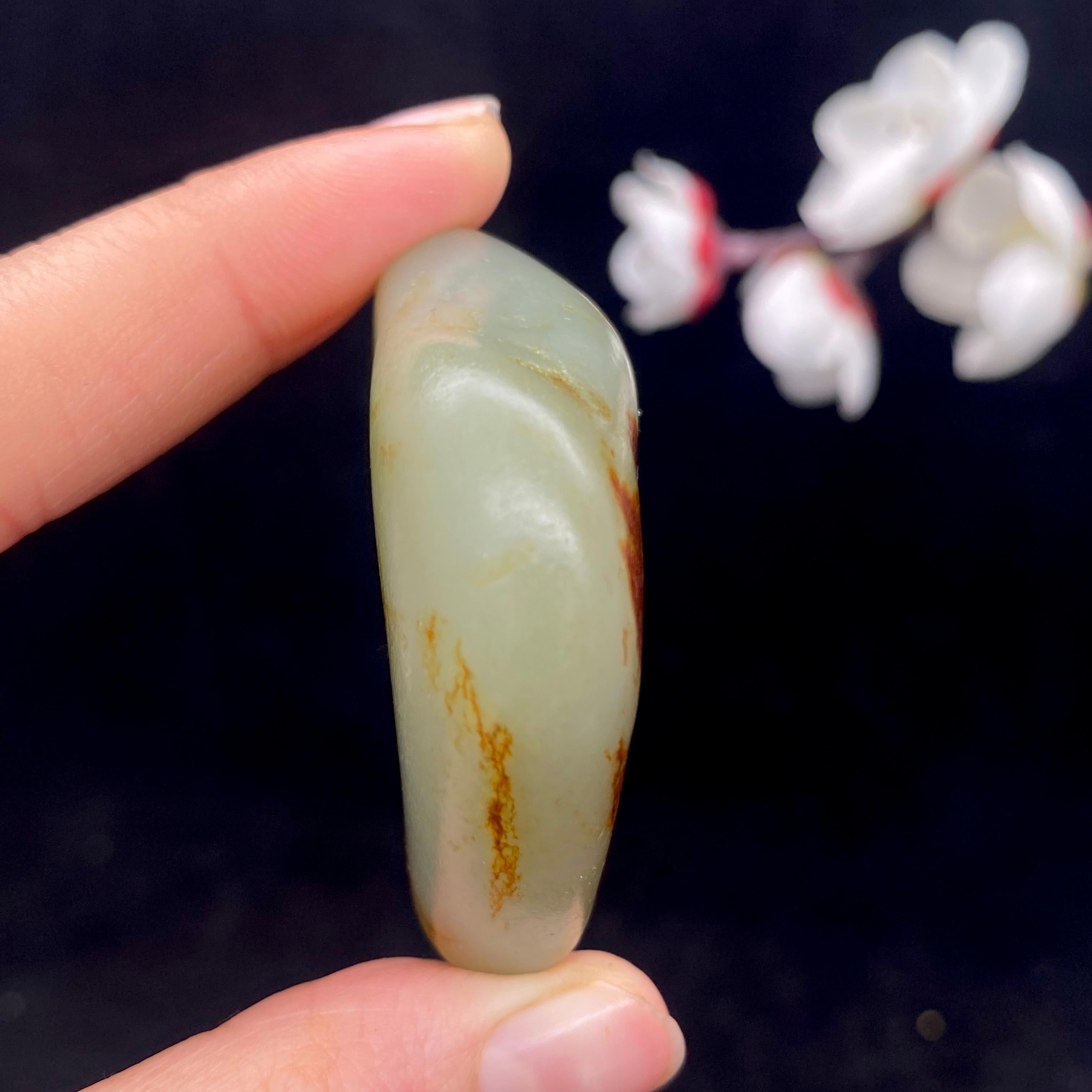 和田玉聚红皮籽料挂件（46.4g）