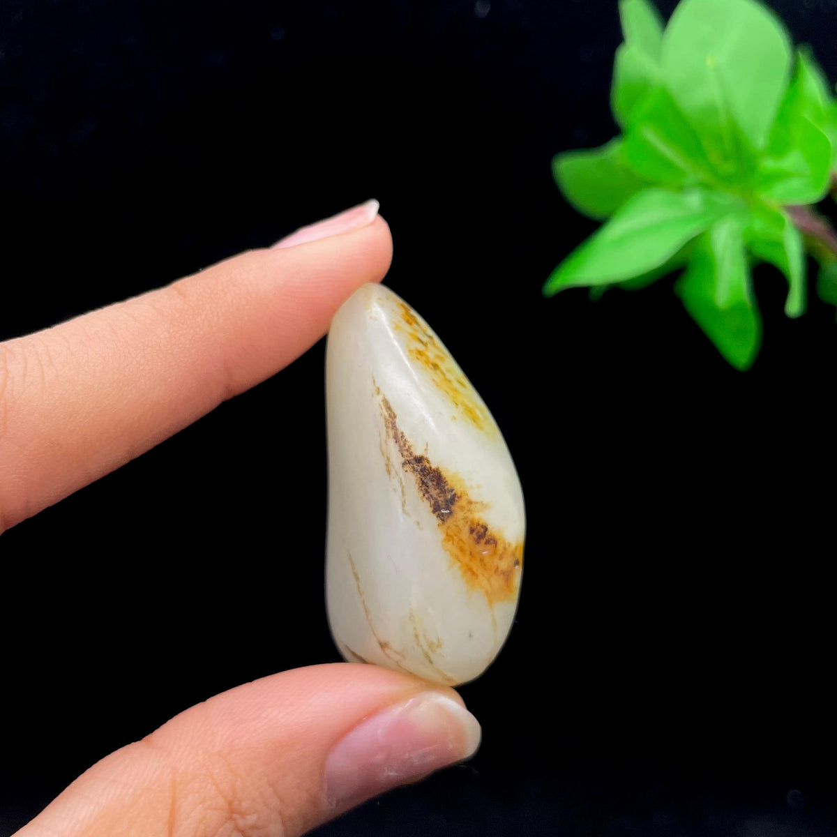 和田玉洒金皮籽料挂件（28.3g）