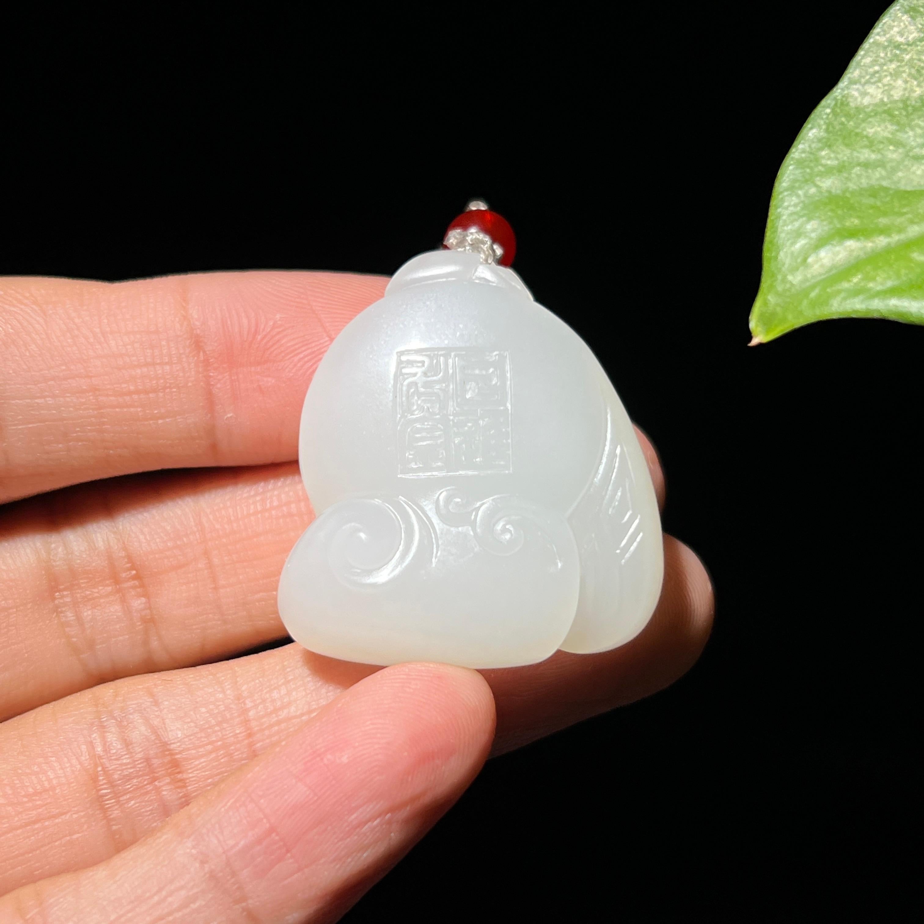 和田玉籽料洒金皮财神挂件（17.6g）