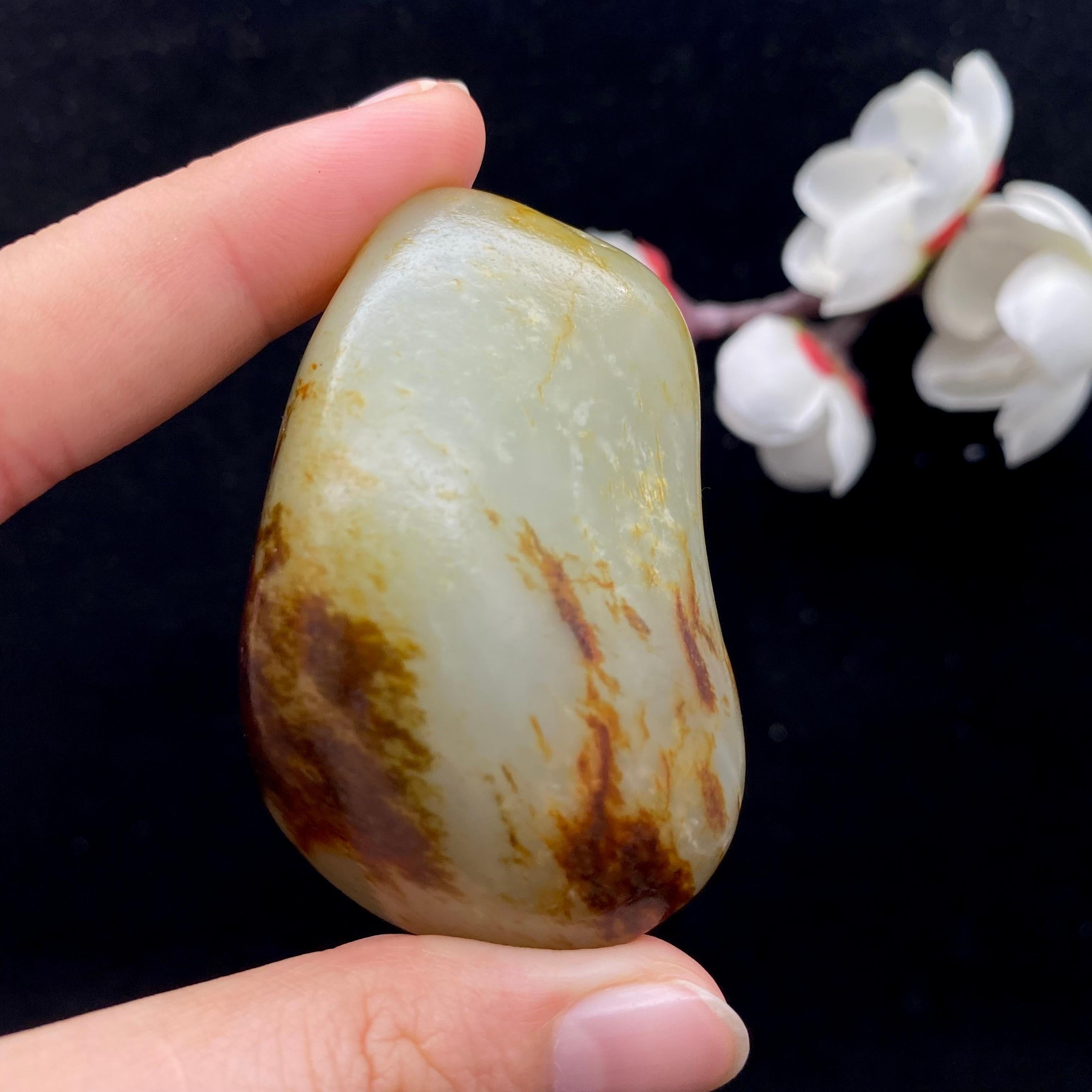 和田玉红皮籽料手把件（60g）