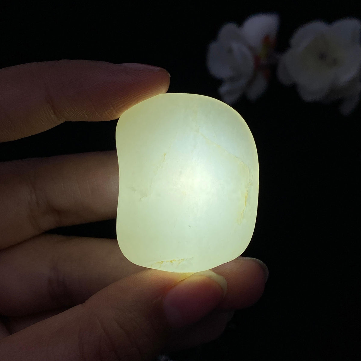 和田玉白玉籽料挂件（24.4g）