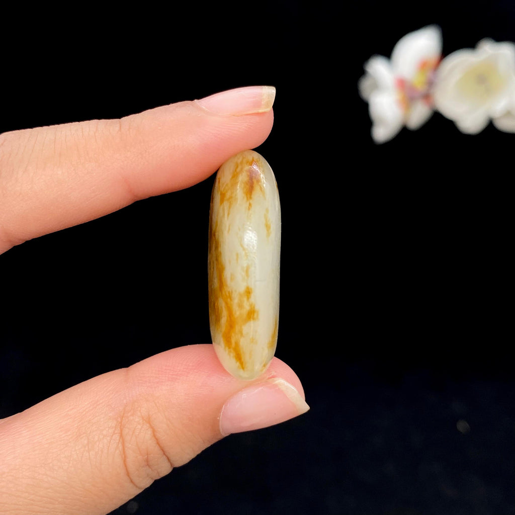 和田玉聚黄皮籽料吊坠籽（16.3g）