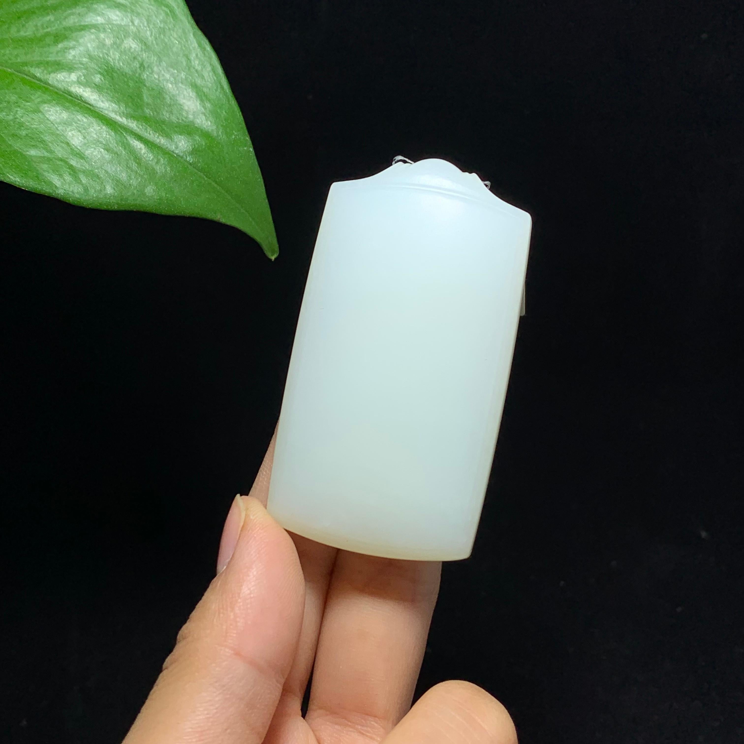收藏级和田山料羊脂白玉无事牌挂件（54.0g）
