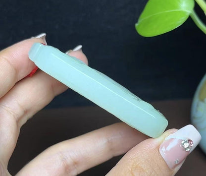 和田玉带翠羊脂玉凤凰观音山水龙牌（66.4g）
