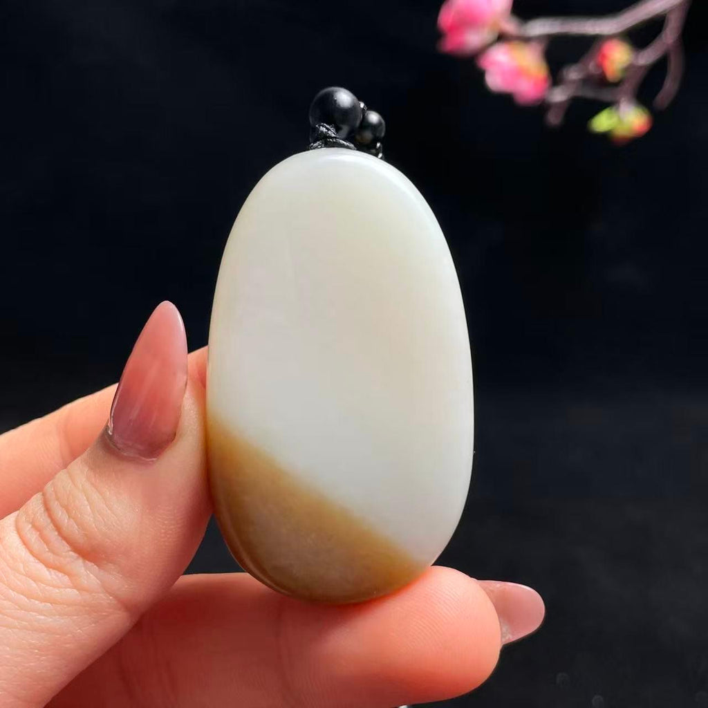 和田且末料羊脂白玉老红佛挂件（g）