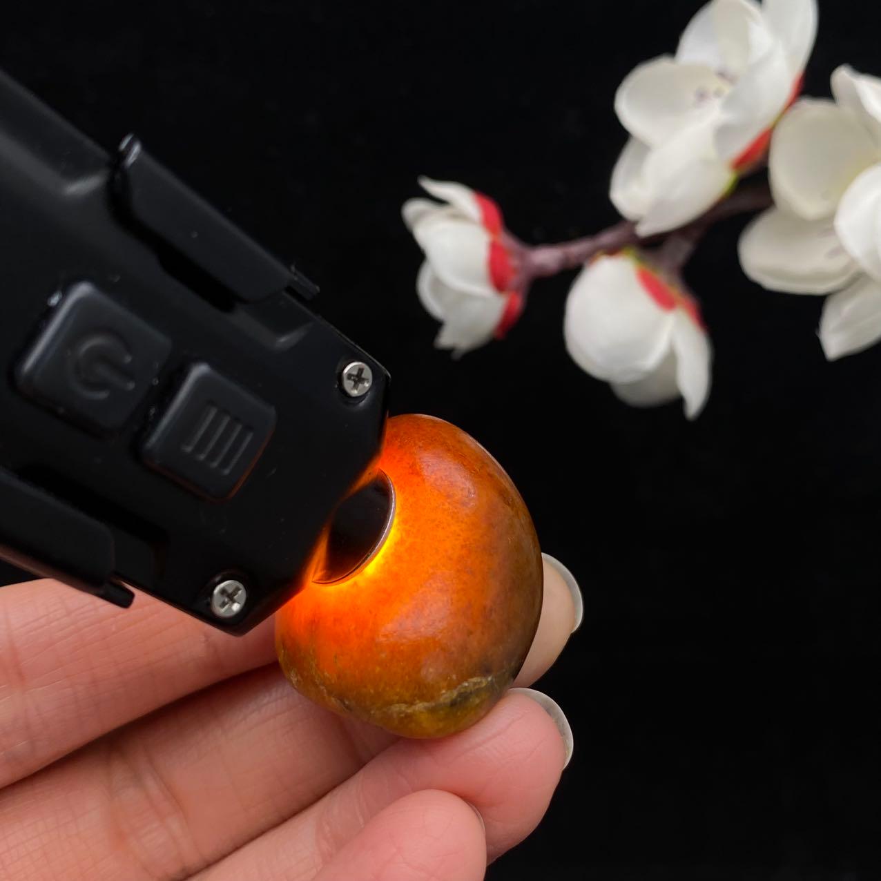 和田玉红沁皮籽料原石（19.3g）