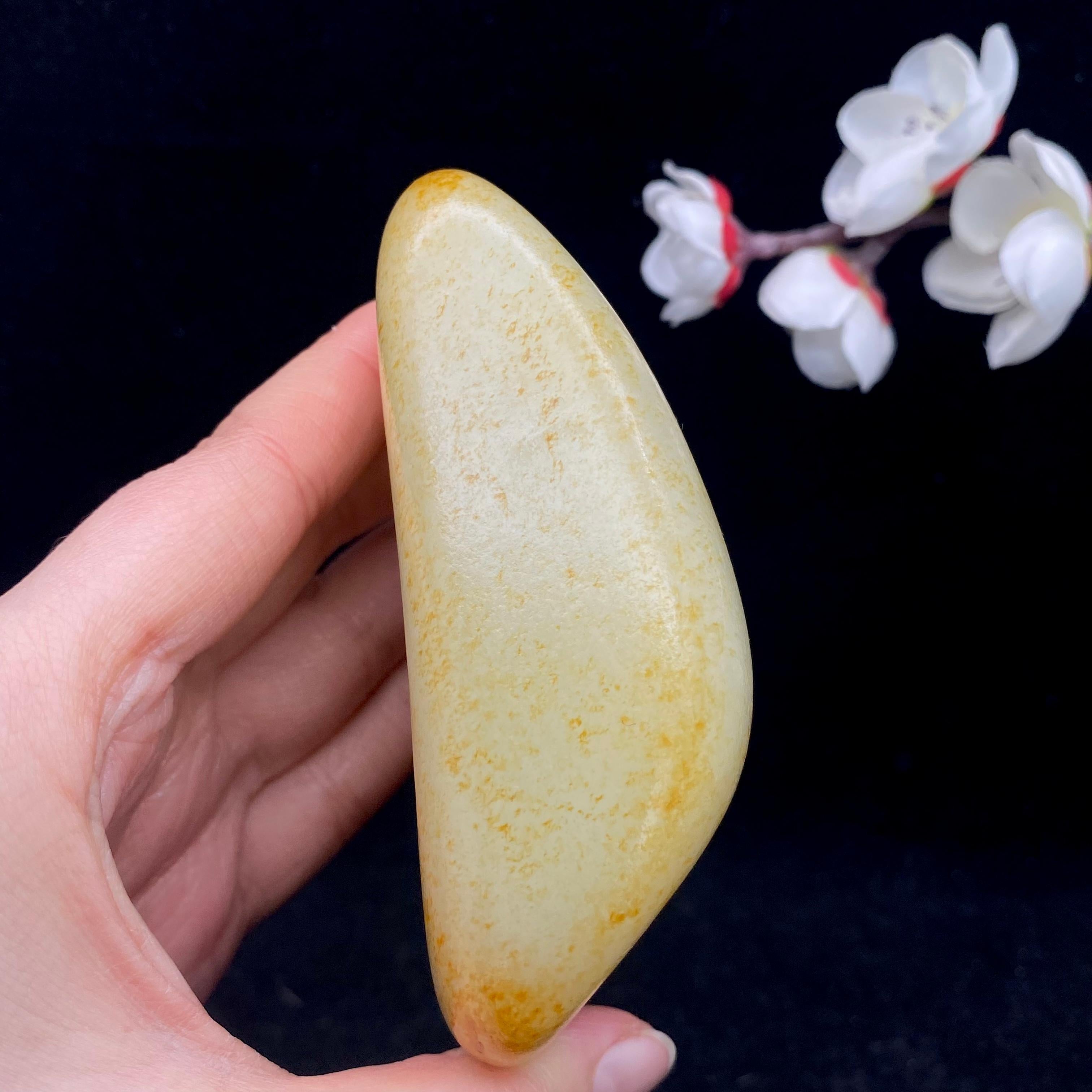 和田玉满洒金皮籽料（398.4g）