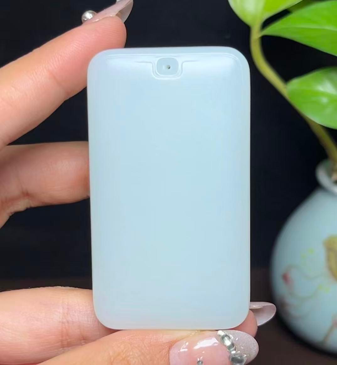 和田羊脂玉平安无事牌（78.5g）