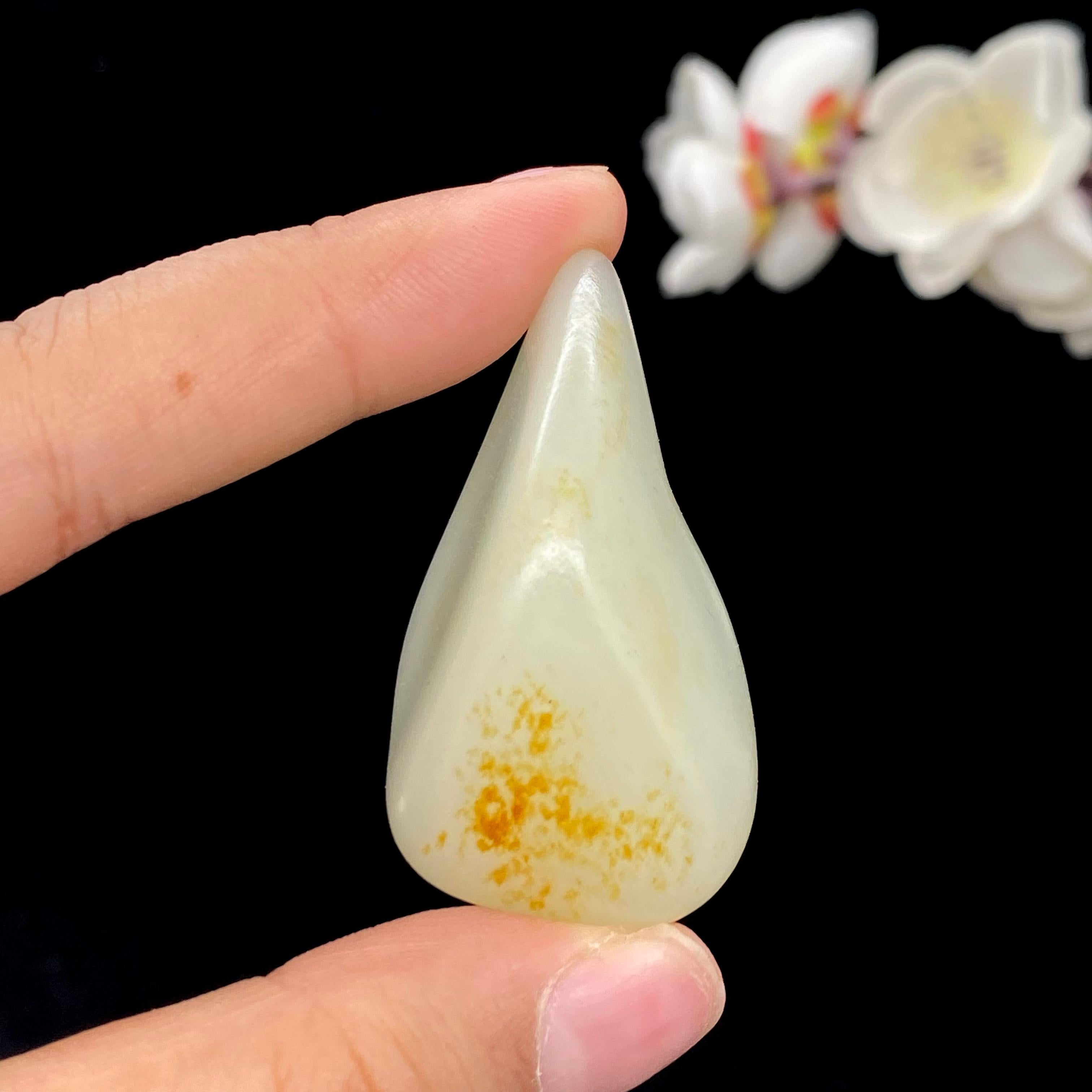 和田玉洒金皮籽料挂件（38g）