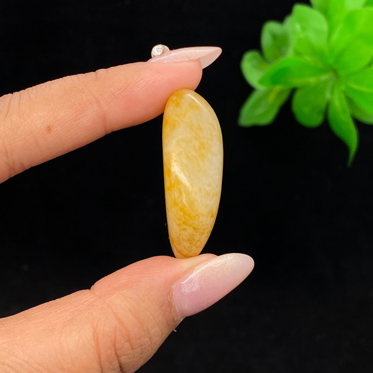 和田玉洒金皮籽料挂件（19g）