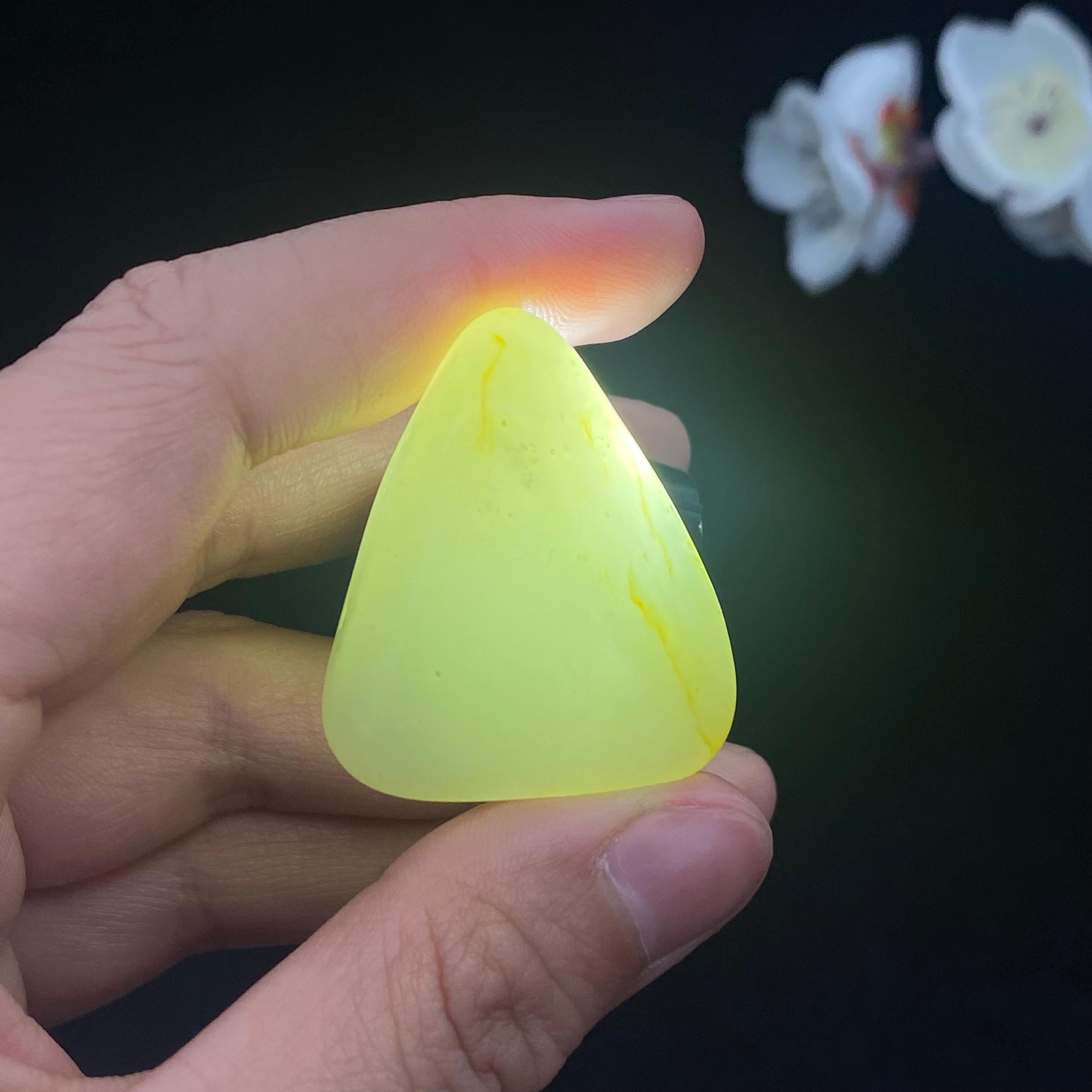 和田玉黄皮籽料原石（20g）