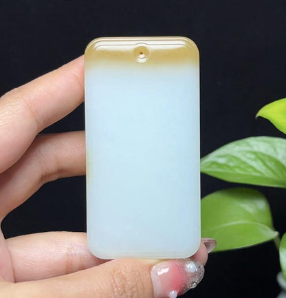 新疆和田玉且末糖羊脂玉平安无事牌（78.2g）