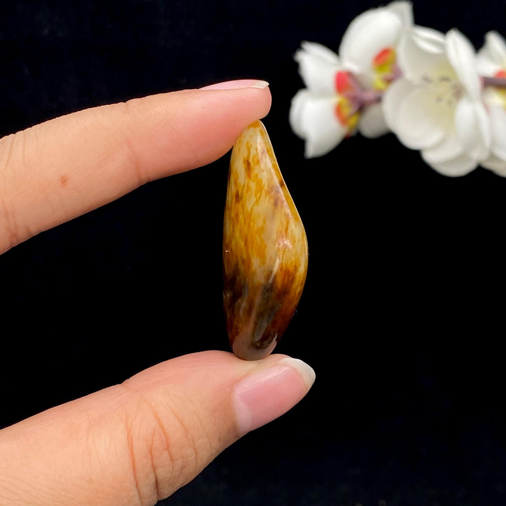 和田玉聚黄皮籽料挂件（21.6g）