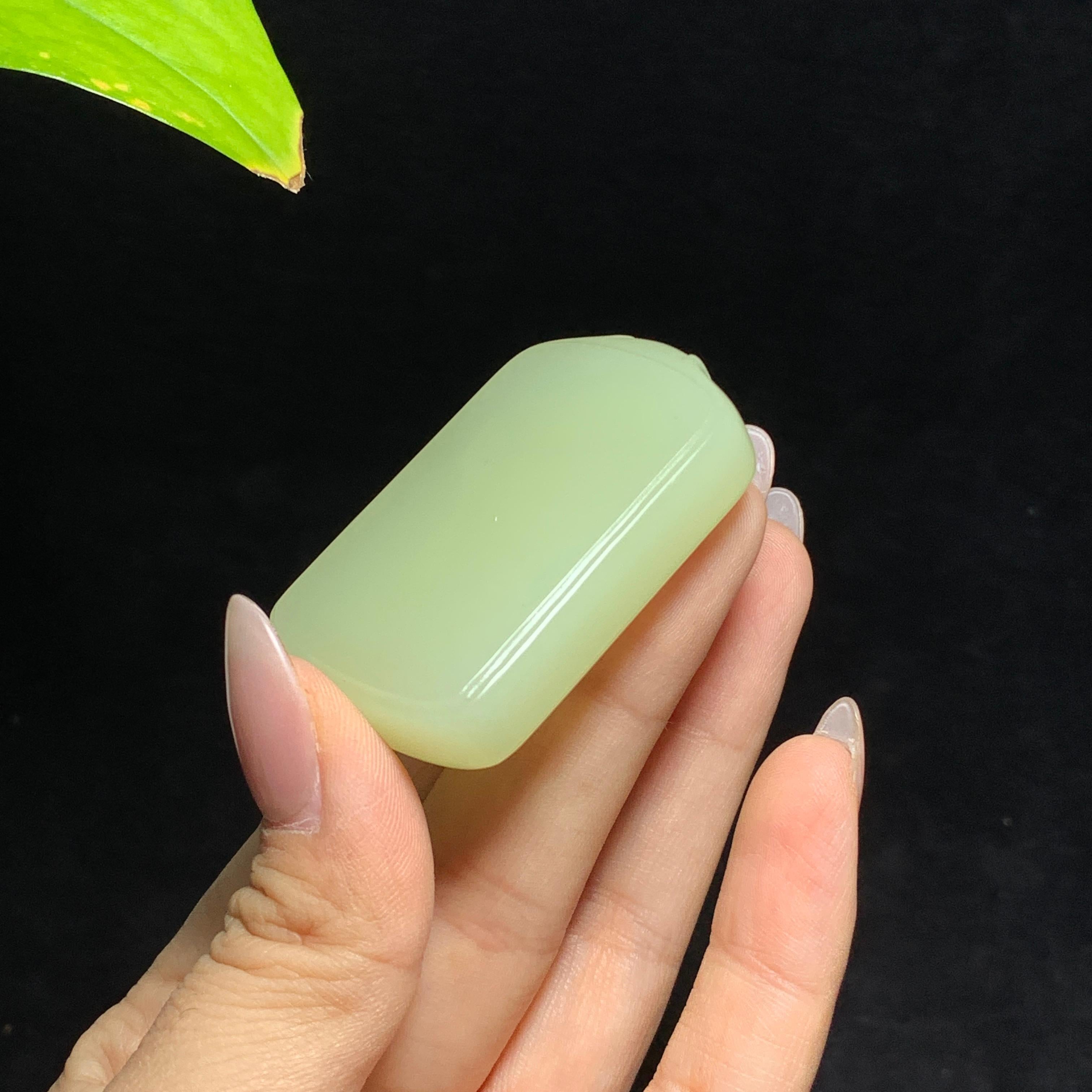 和田山料黄口无事牌挂件（44.2g）
